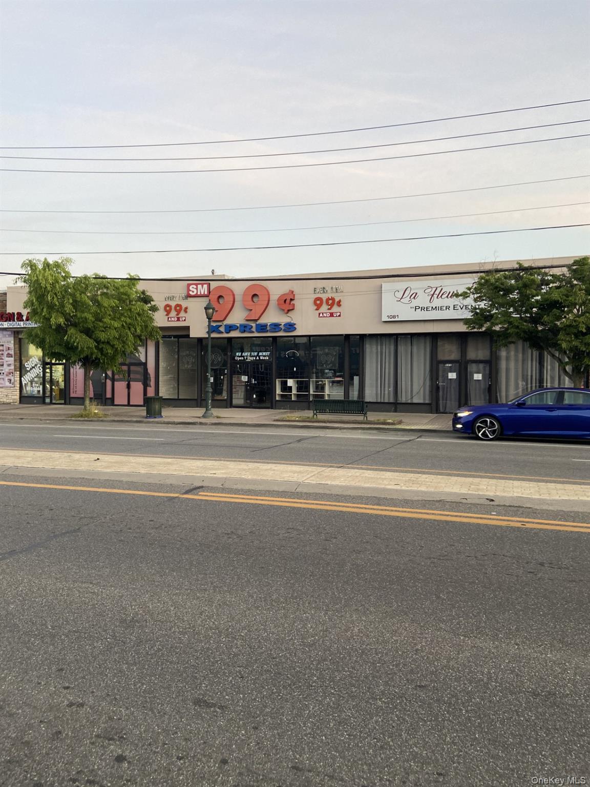 1081 Hempstead Franklin Square Franklin Square, NY 11010