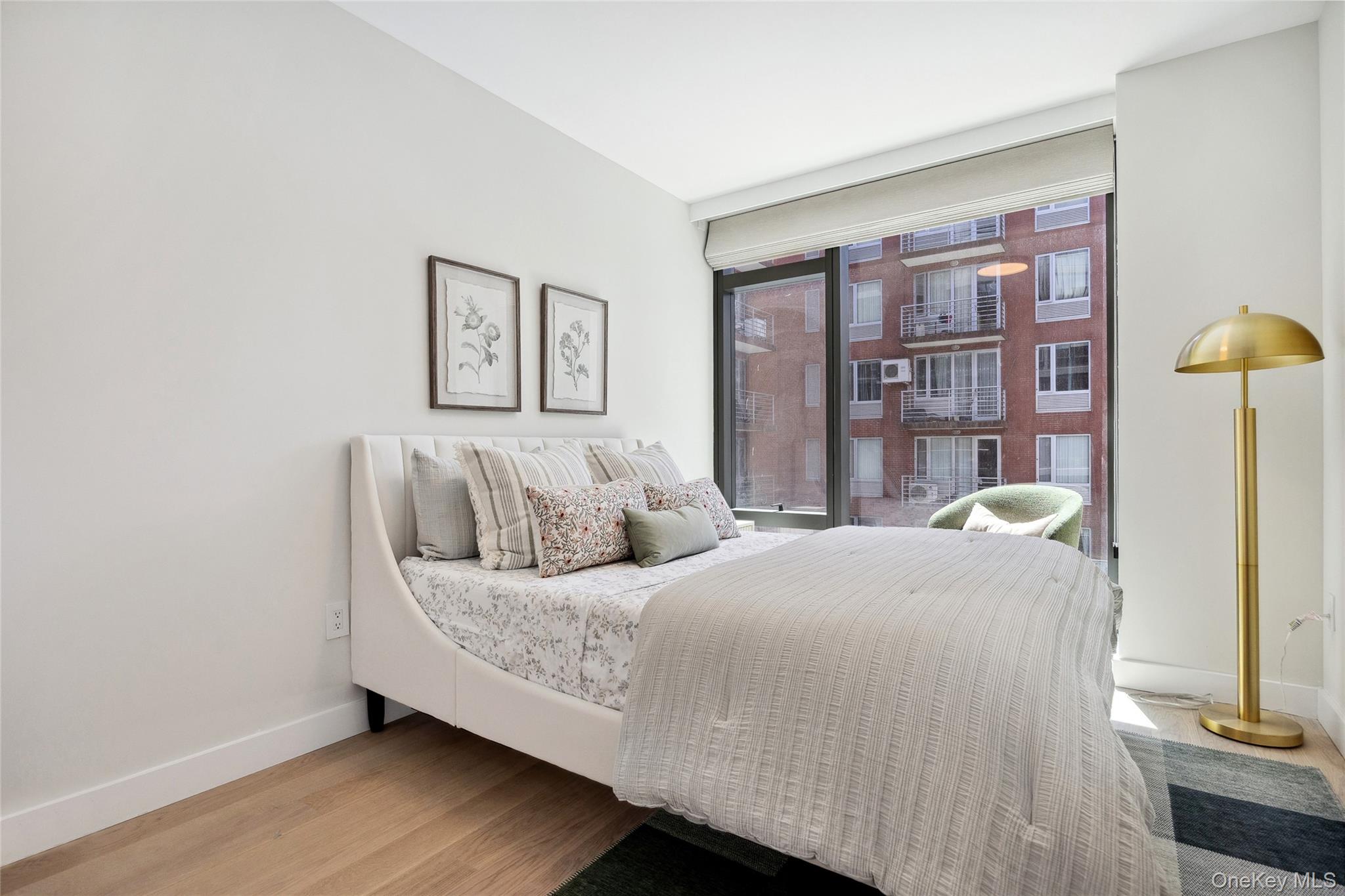 38-20 Parsons Boulevard 512 Flushing Flushing, NY 11354