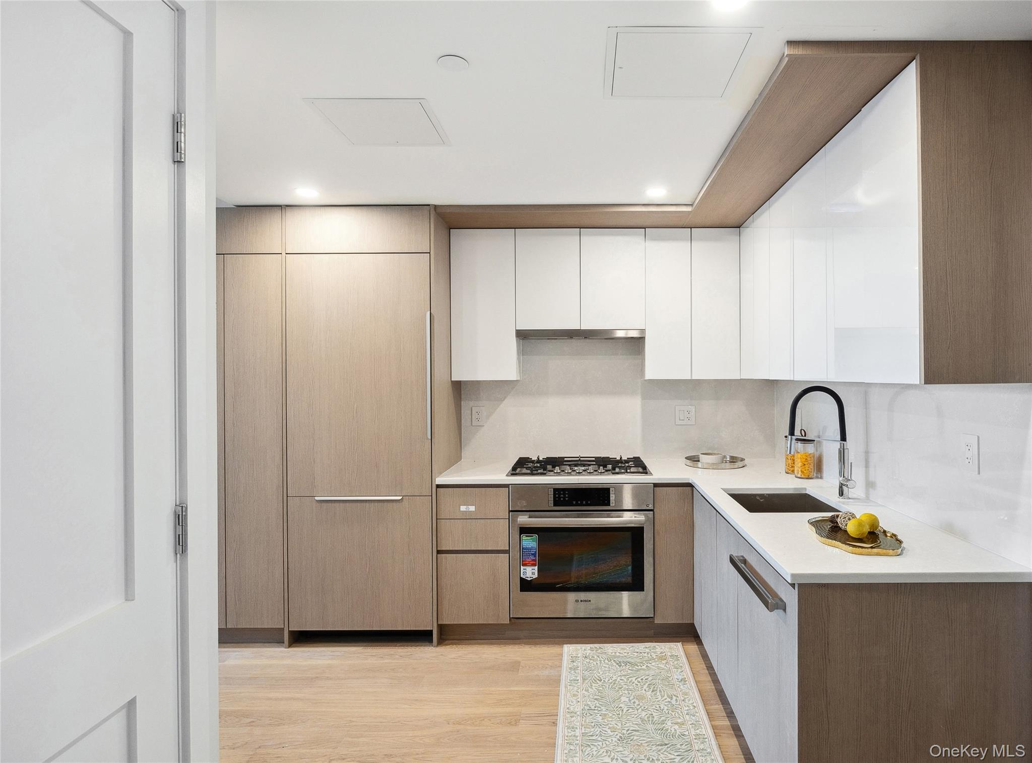 38-20 Parsons Boulevard 512 Flushing Flushing, NY 11354