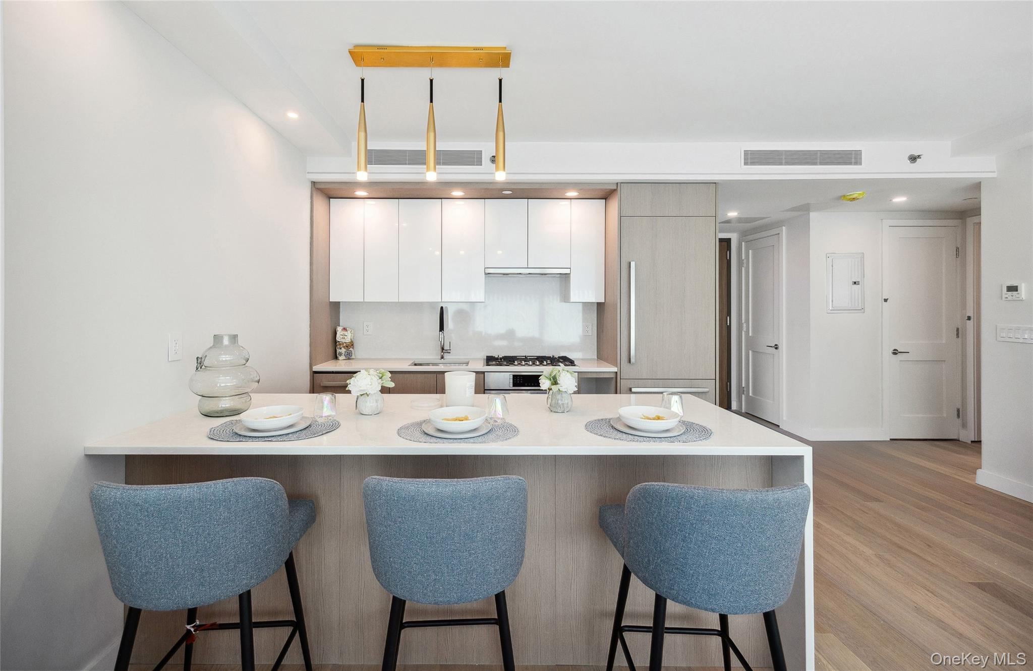 38-20 Parsons Boulevard 620 Flushing Flushing, NY 11354