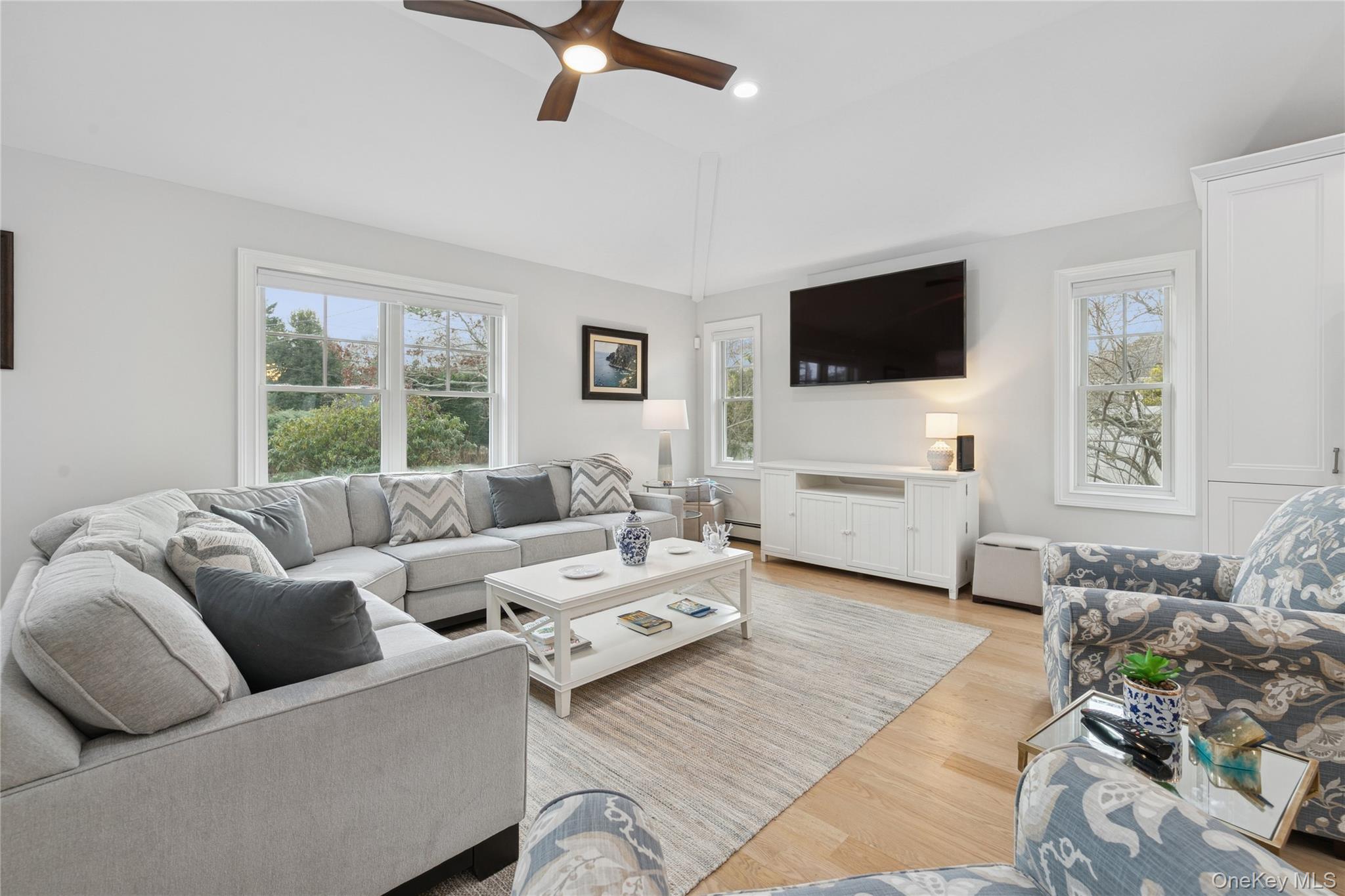 4 Chestnut Lane East Quogue East Quogue, NY 11942