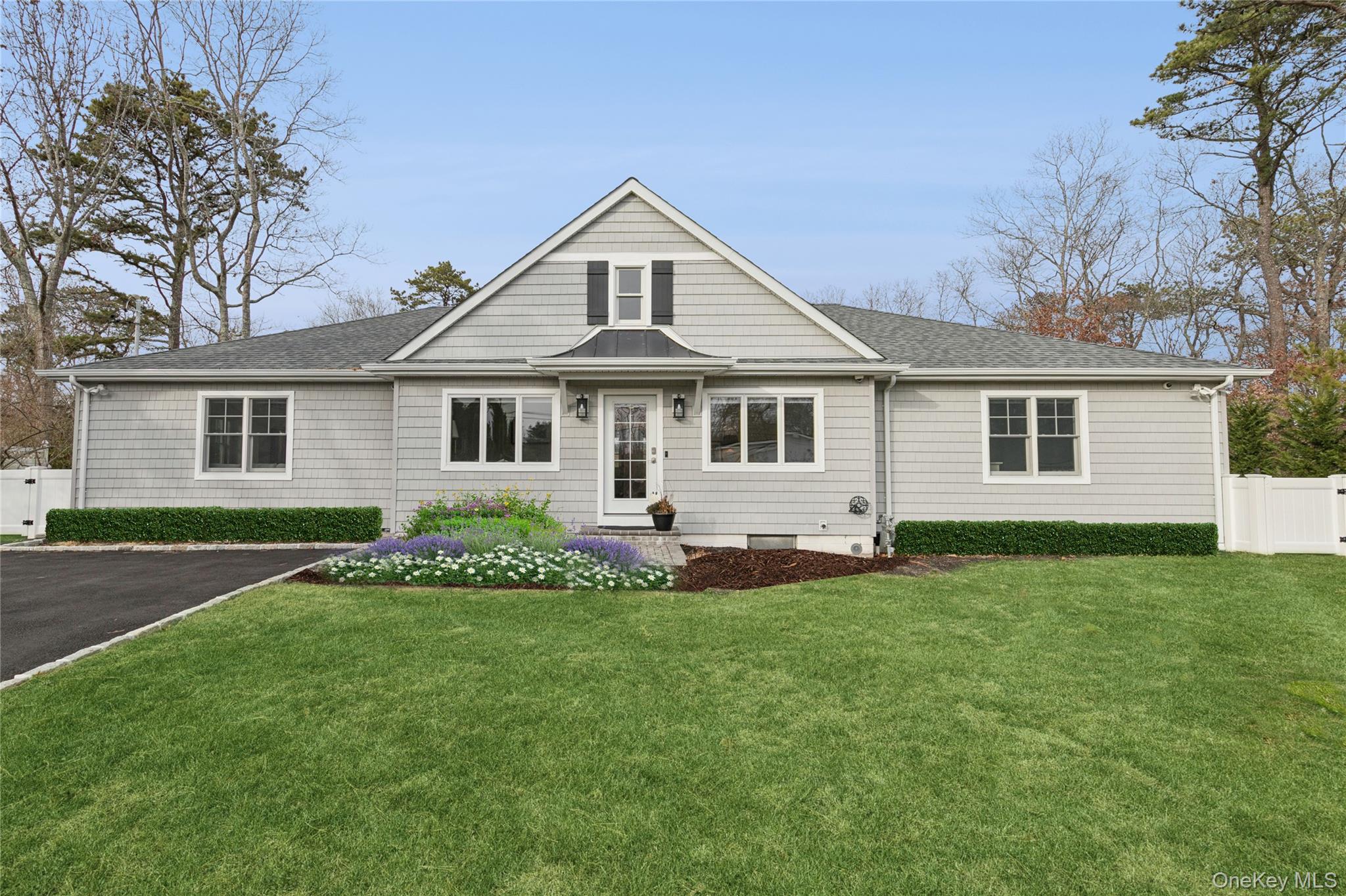 4 Chestnut Lane East Quogue East Quogue, NY 11942