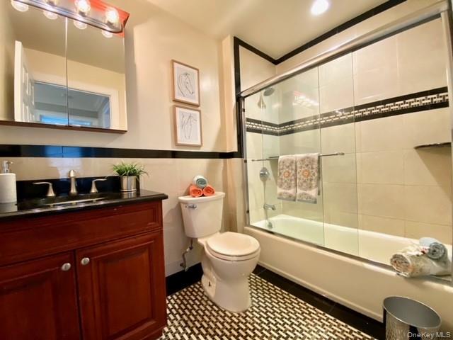 1402 Vista View Drive 1402 Farmingville Farmingville, NY 11738