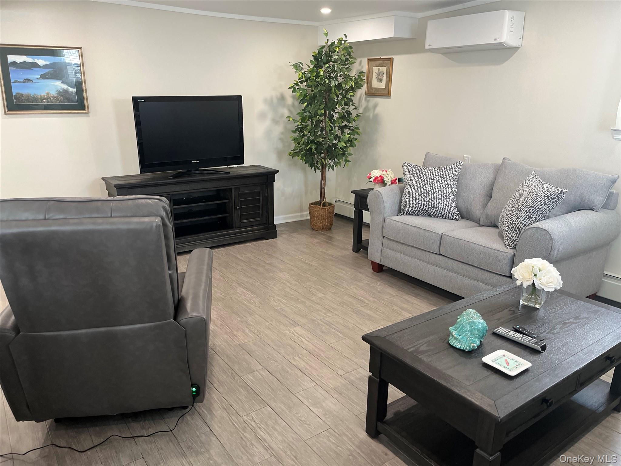 321 West Walnut Street 2 Long Beach Long Beach, NY 11561