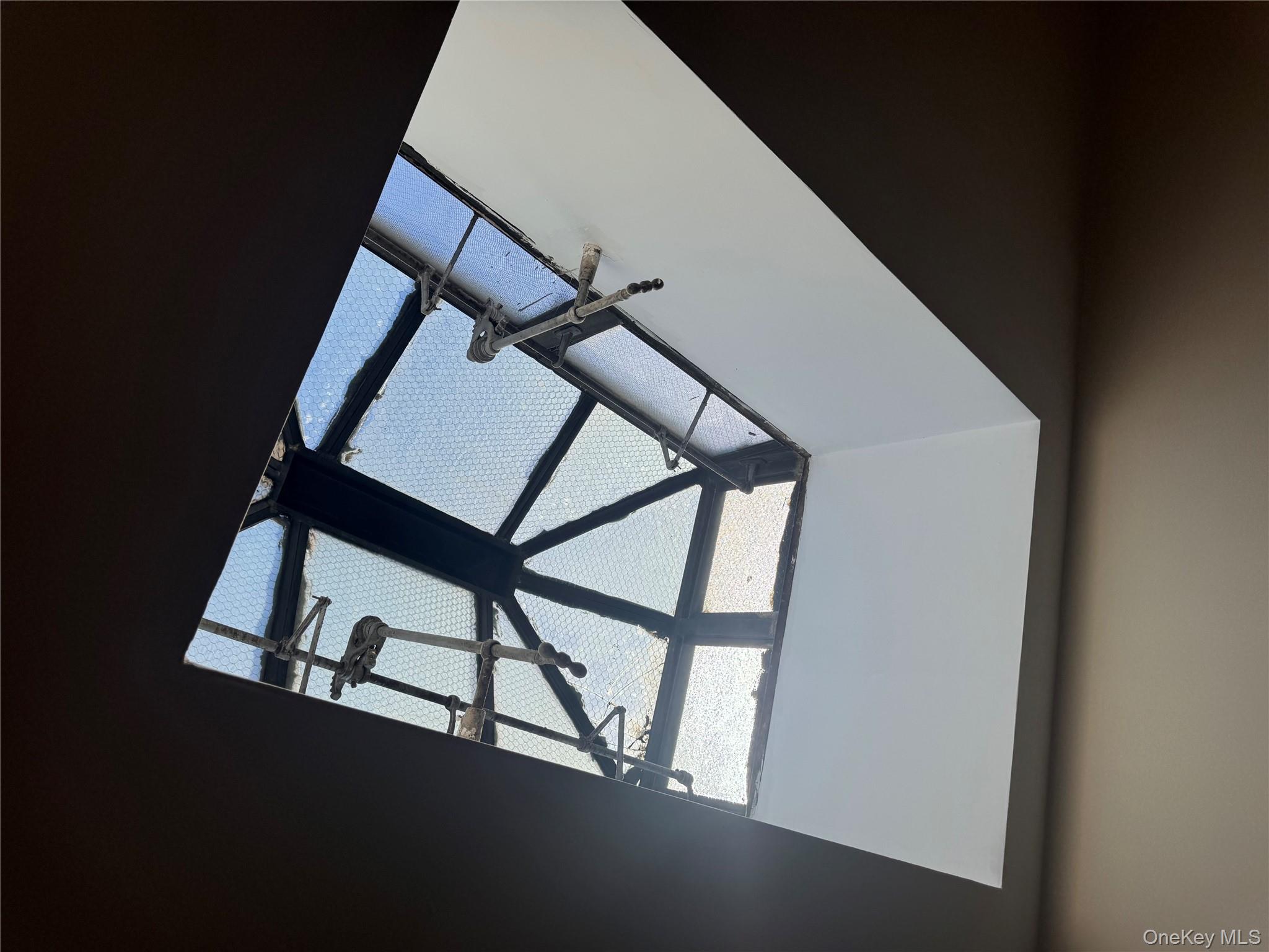 433 Jerome Street Brooklyn, NY 11207