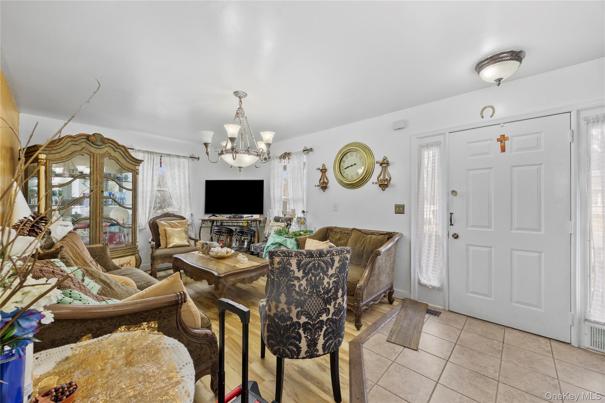 37 Okane Street Central Islip Central Islip, NY 11722