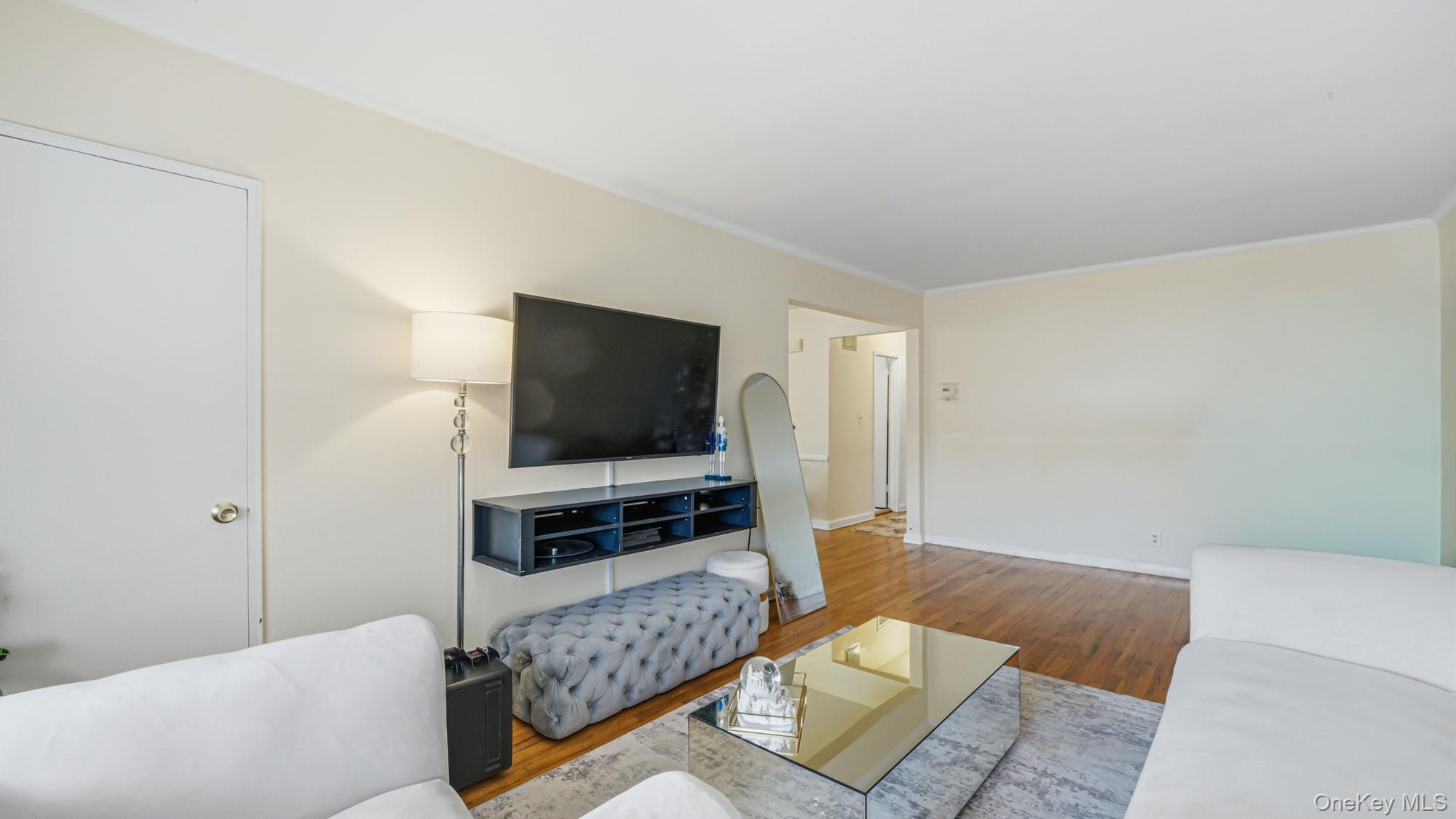 14101 Jewel Avenue Flushing Flushing, NY 11367