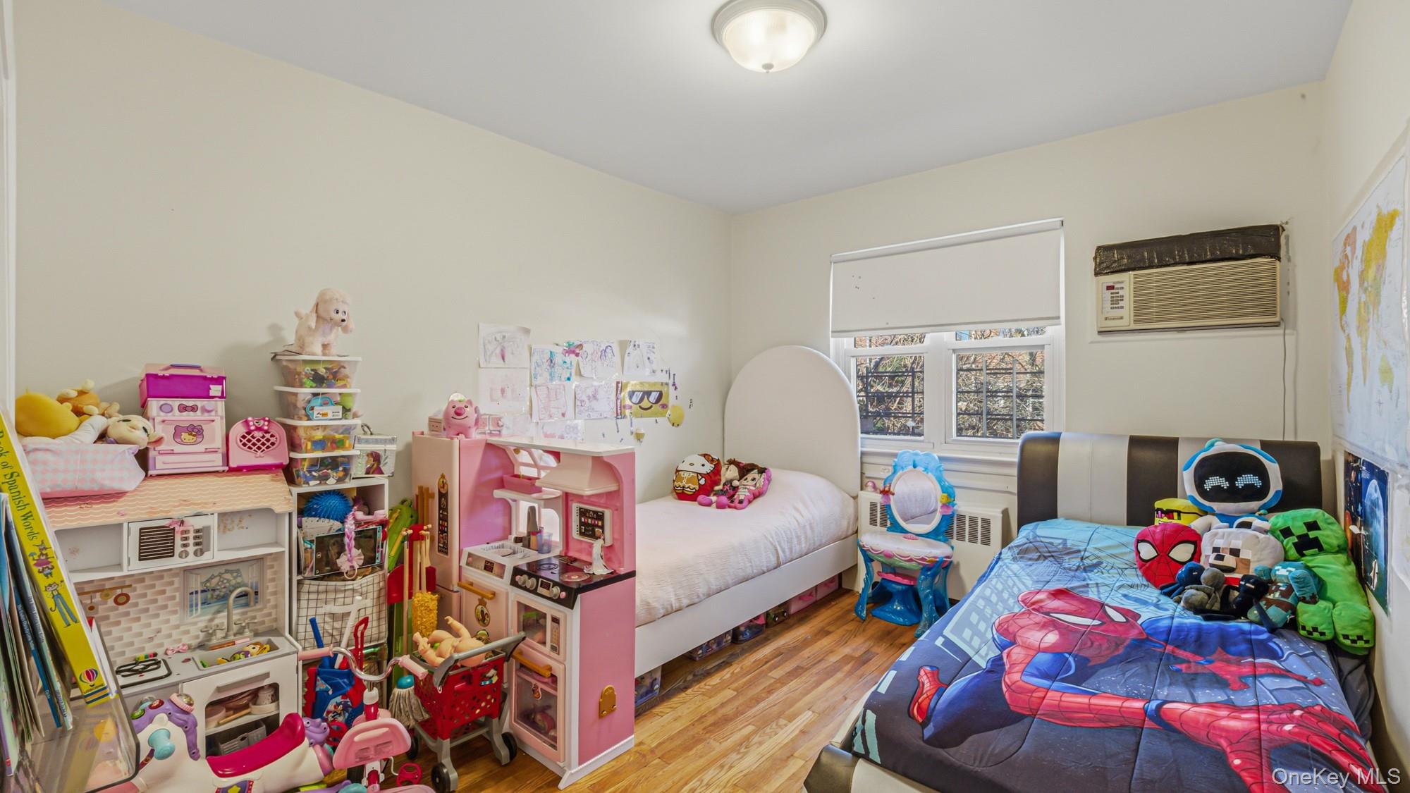 14101 Jewel Avenue Flushing Flushing, NY 11367