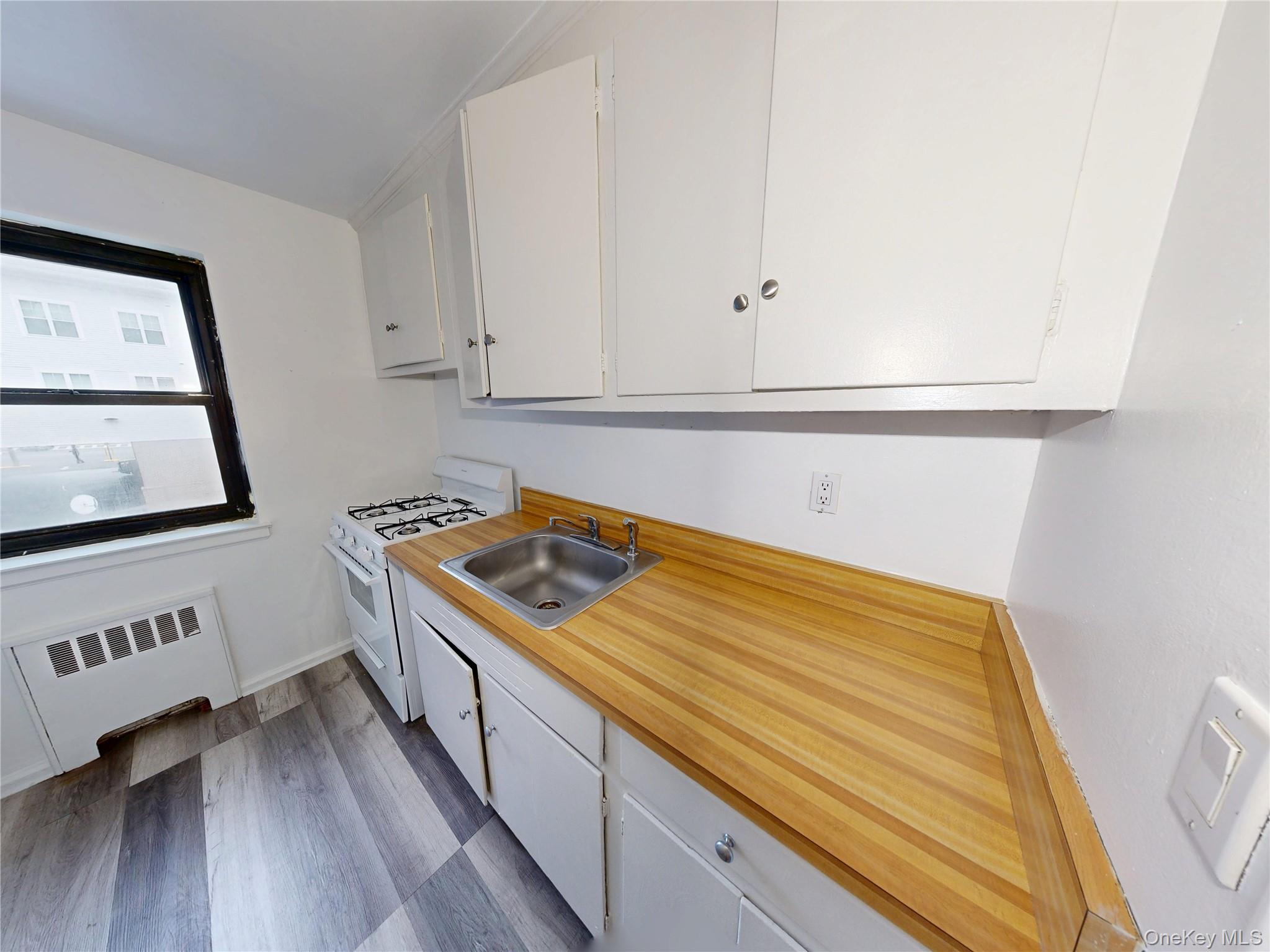 61 White Oak Street 3-A New Rochelle New Rochelle, NY 10801