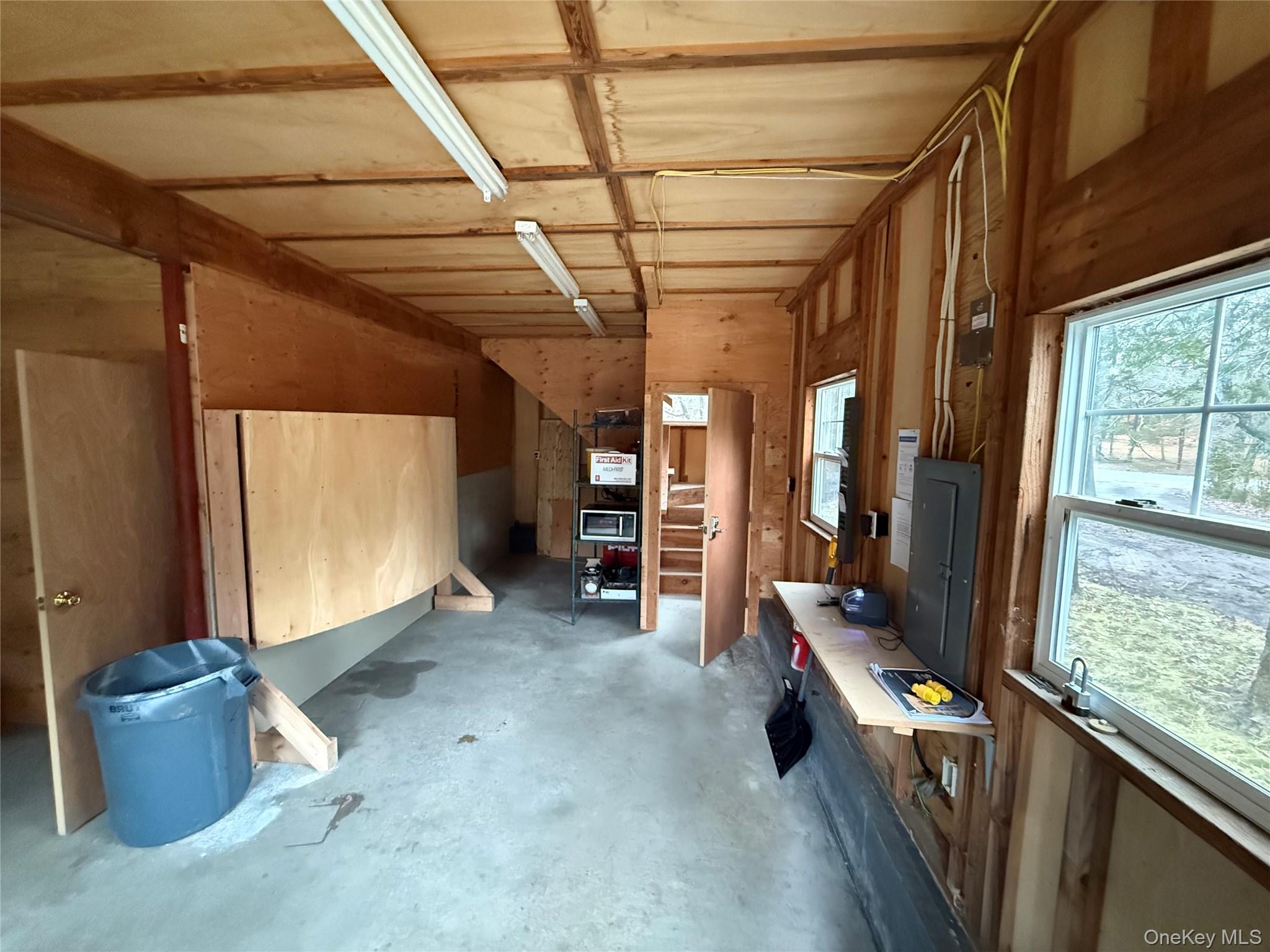 39 Cedar Drive Shinnecock Hills Shinnecock, NY 11968