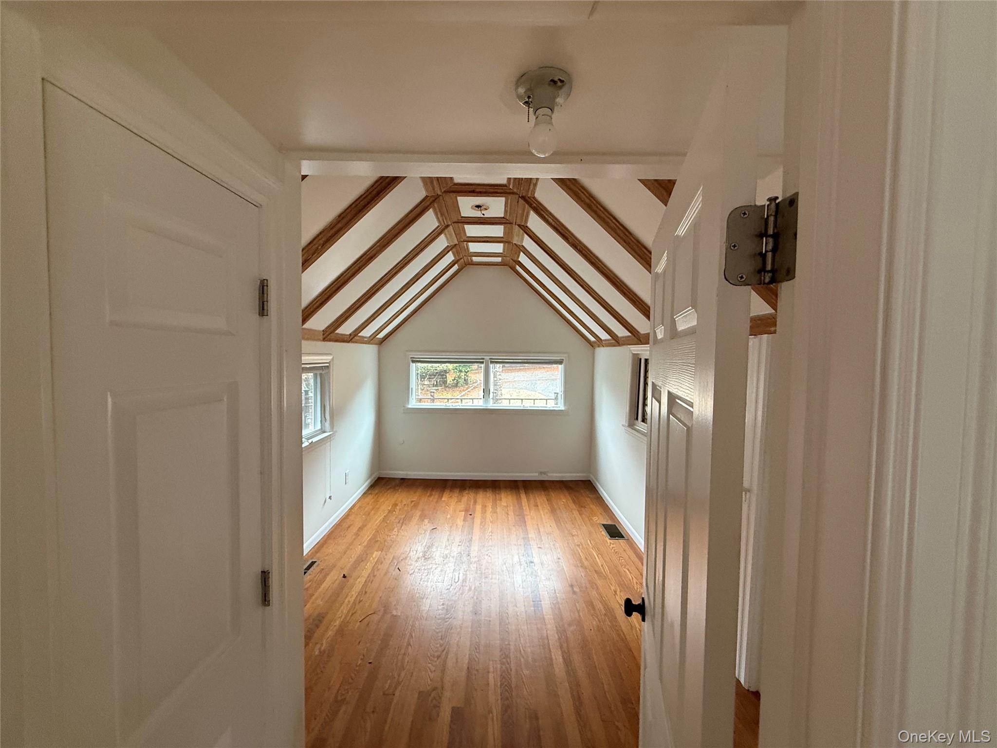 39 Cedar Drive Shinnecock Hills Shinnecock, NY 11968