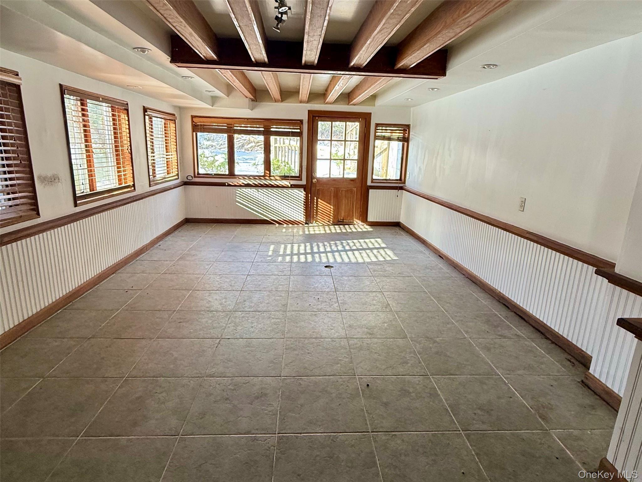 39 Cedar Drive Shinnecock Hills Shinnecock, NY 11968