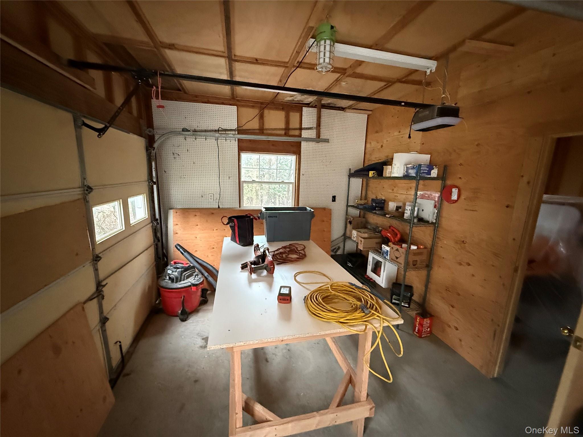 39 Cedar Drive Shinnecock Hills Shinnecock, NY 11968