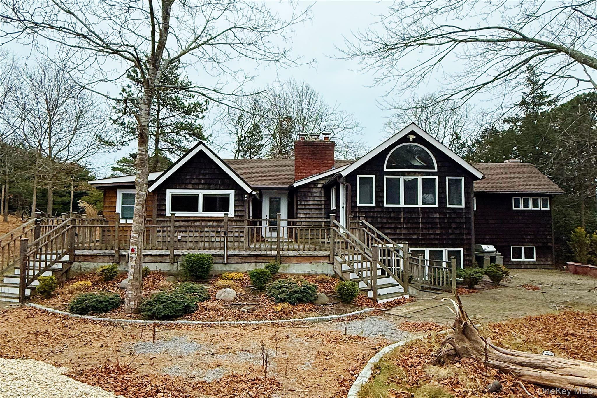 39 Cedar Drive Shinnecock Hills Shinnecock, NY 11968