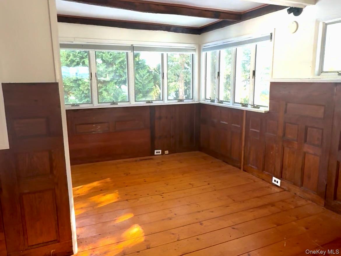 39 Cedar Drive Shinnecock Hills Shinnecock, NY 11968