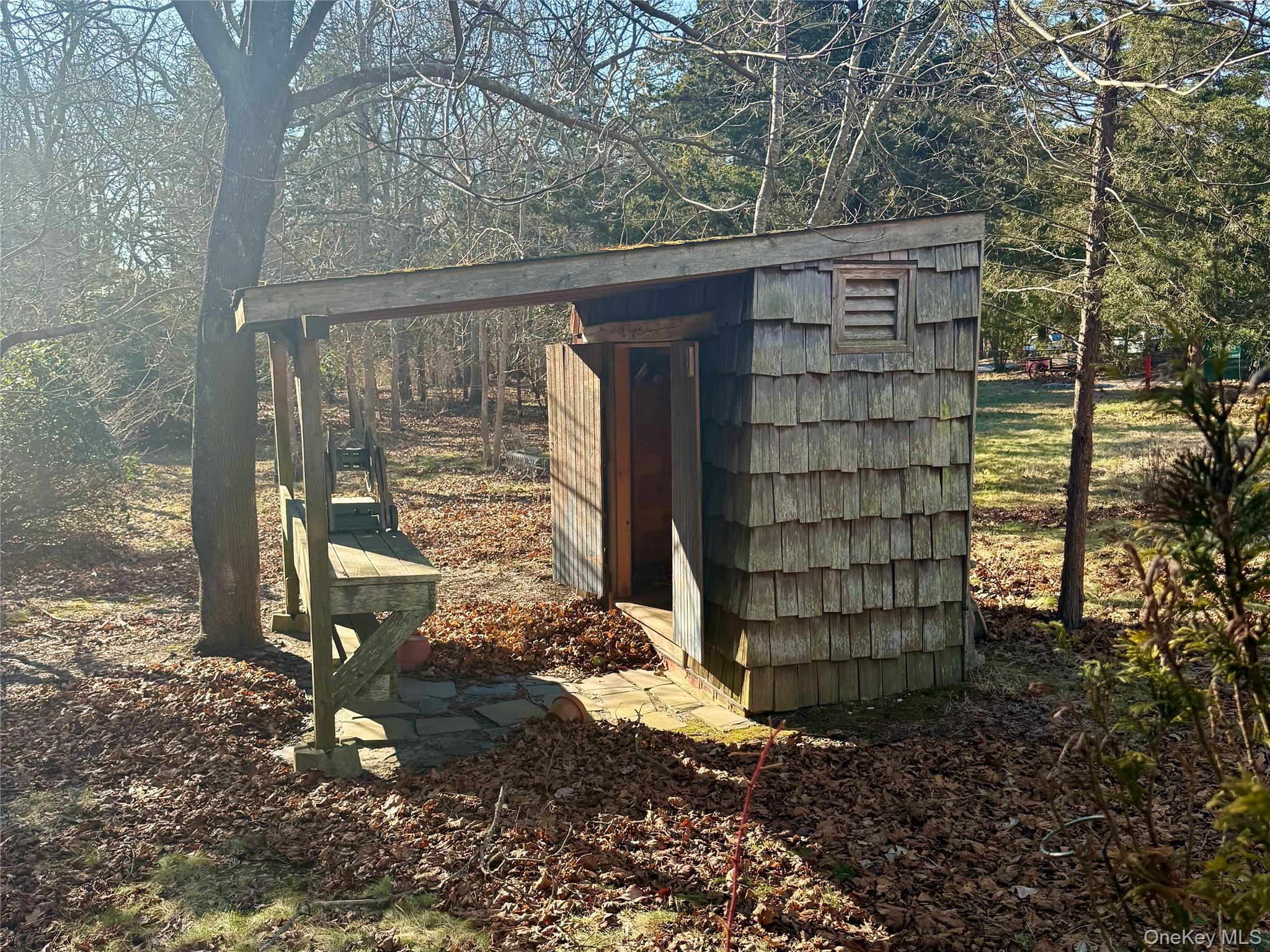 39 Cedar Drive Shinnecock Hills Shinnecock, NY 11968