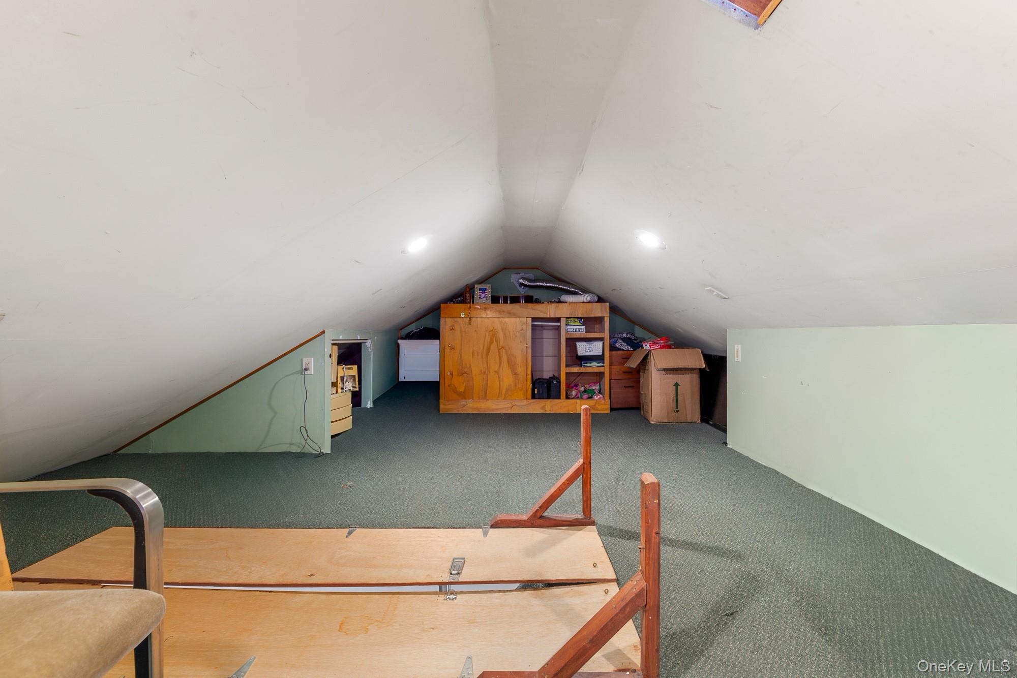 5 Gardner Avenue Hicksville Hicksville, NY 11801