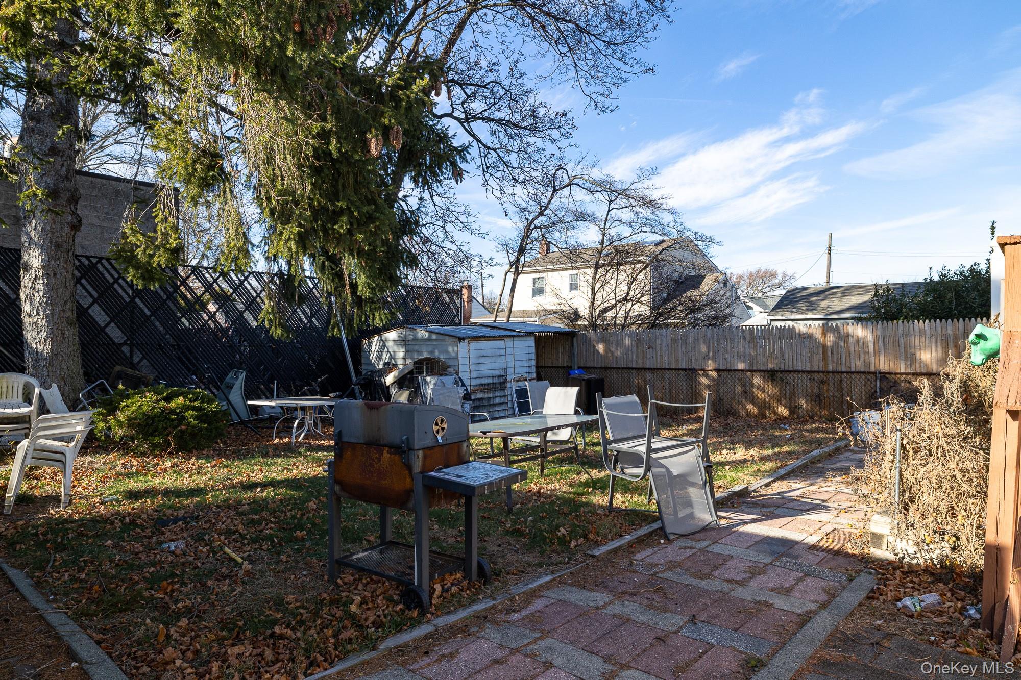 5 Gardner Avenue Hicksville Hicksville, NY 11801