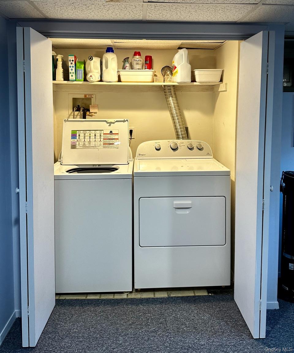 26 Canterbury Road Woodbury Woodbury, NY 11797