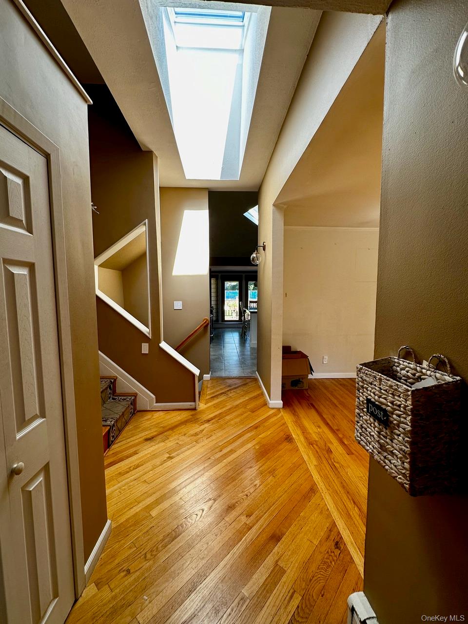 26 Canterbury Road Woodbury Woodbury, NY 11797