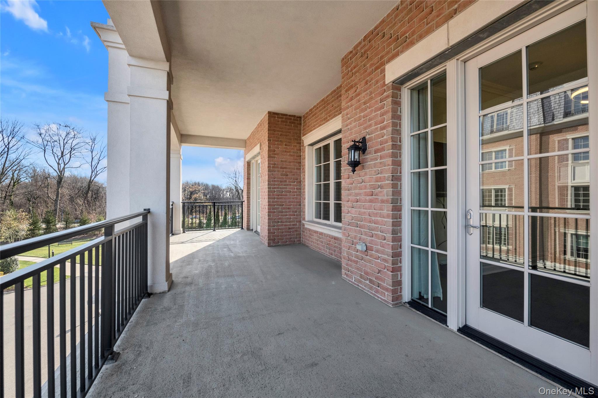 5000 Royal Court 5114 North Hills North Hills, NY 11040