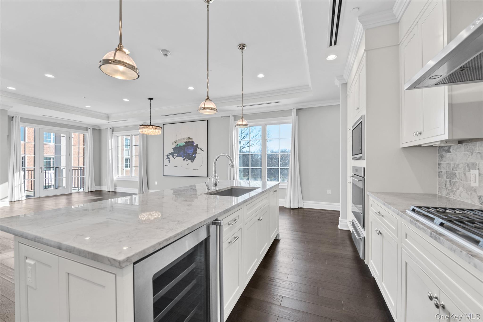 5000 Royal Court 5114 North Hills North Hills, NY 11040