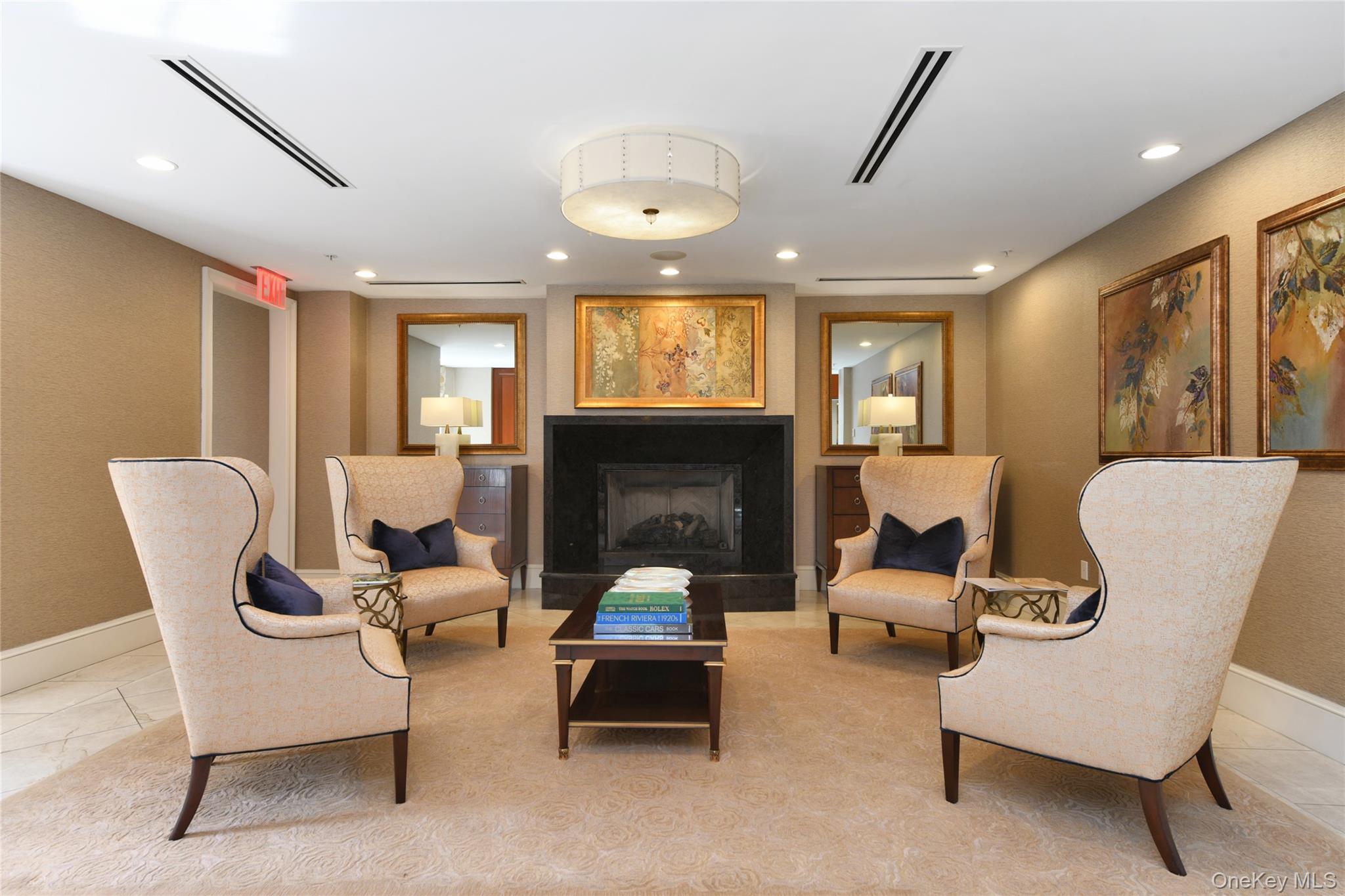 5000 Royal Court 5114 North Hills North Hills, NY 11040