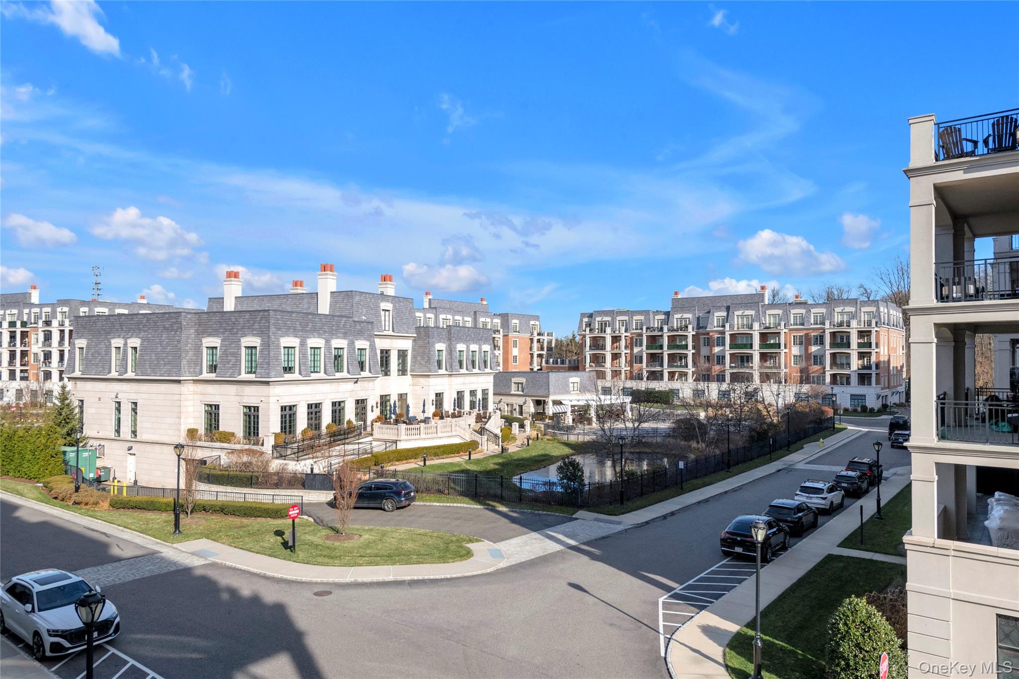 5000 Royal Court 5114 North Hills North Hills, NY 11040