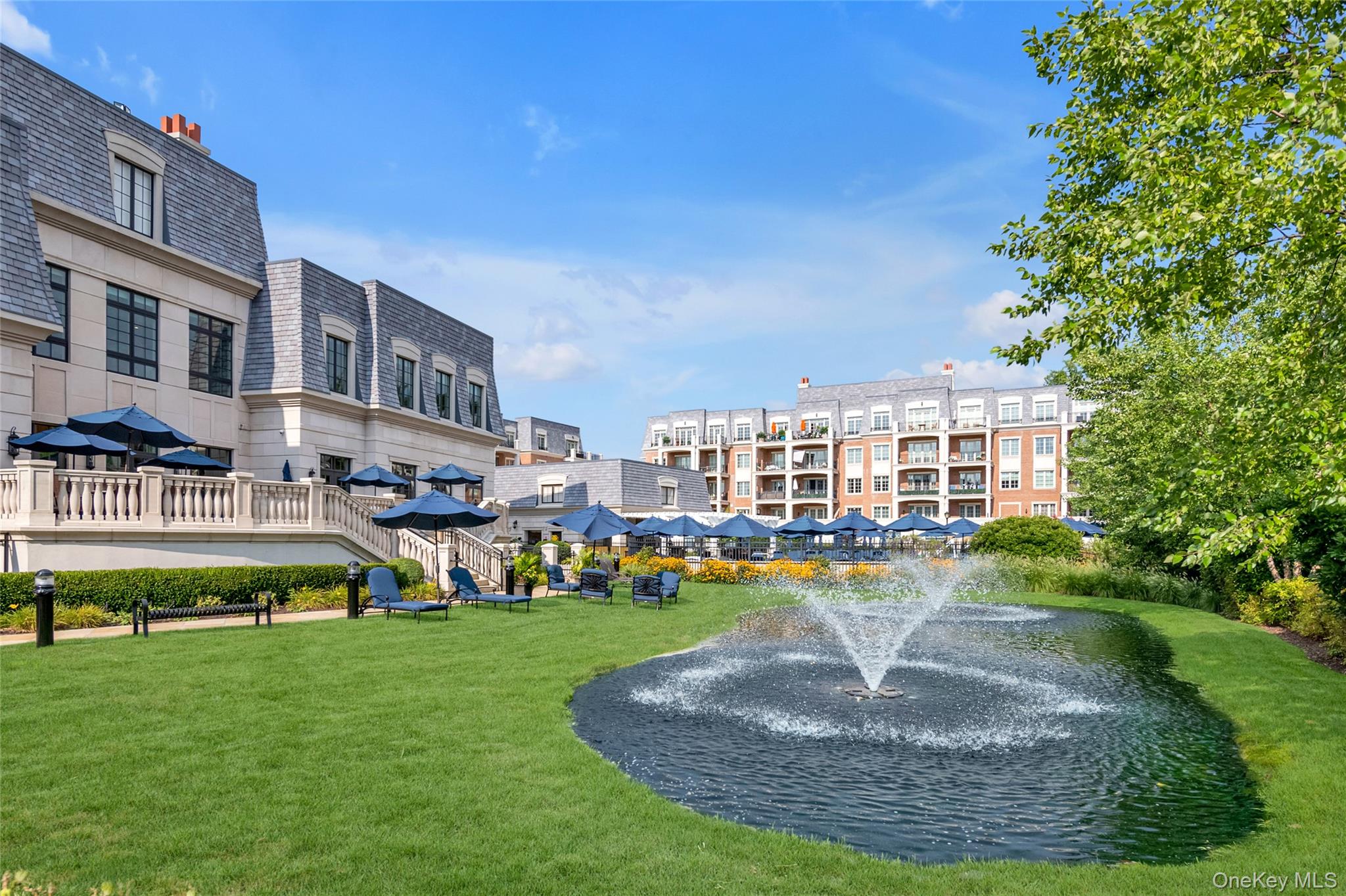 5000 Royal Court 5114 North Hills North Hills, NY 11040