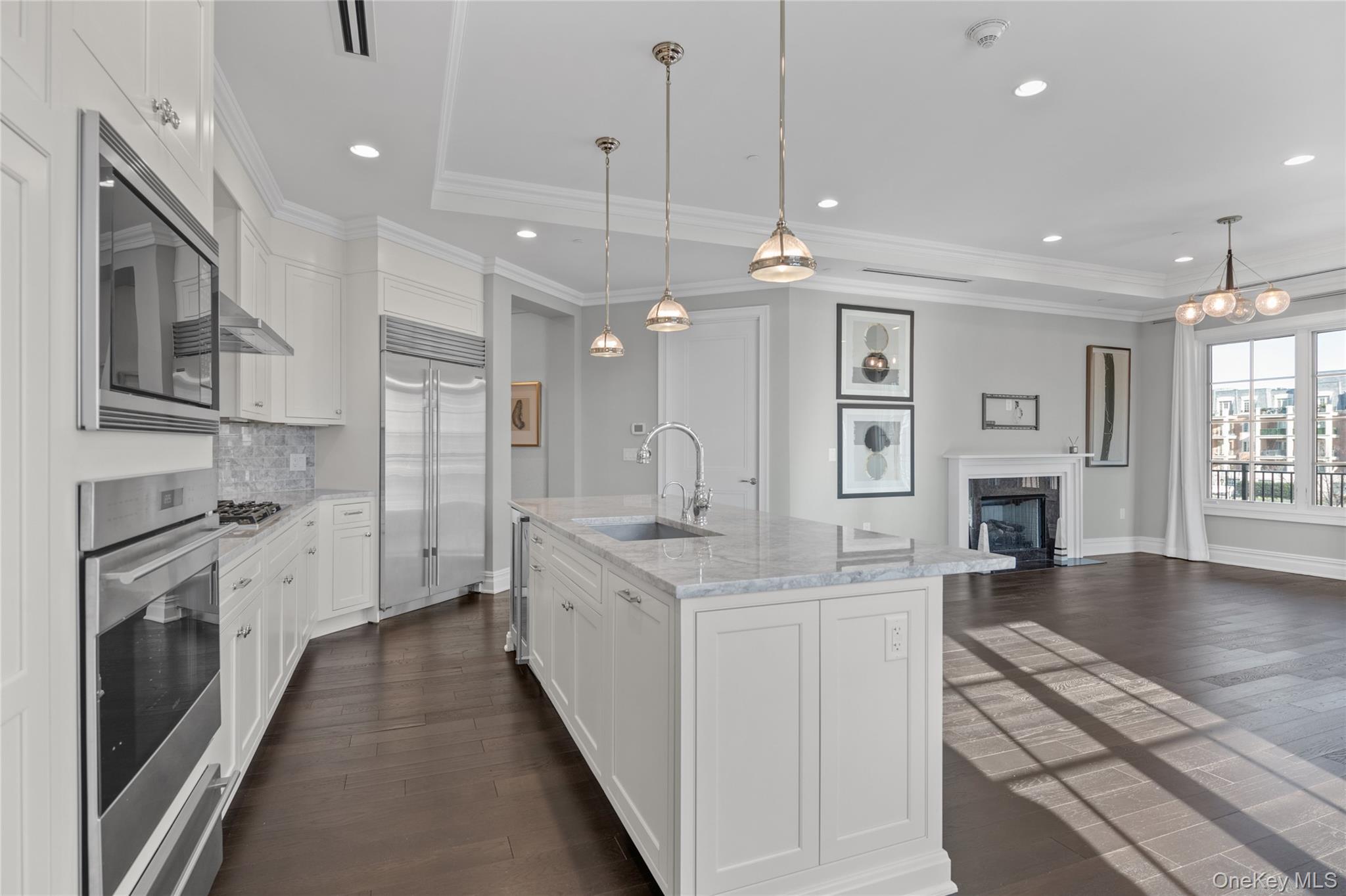 5000 Royal Court 5114 North Hills North Hills, NY 11040