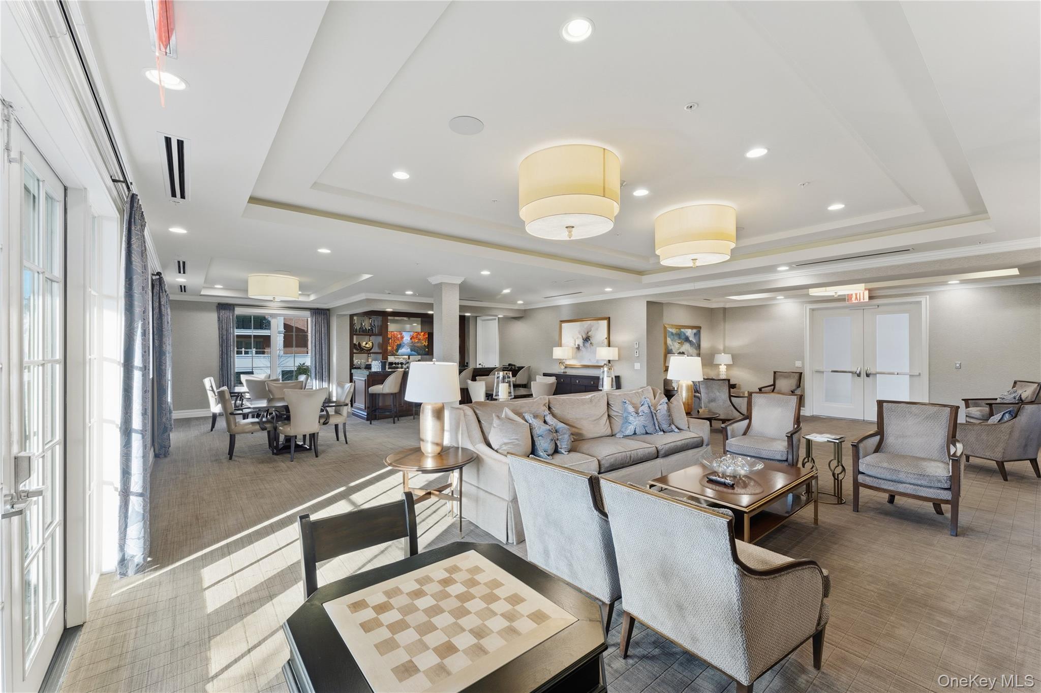 5000 Royal Court 5114 North Hills North Hills, NY 11040