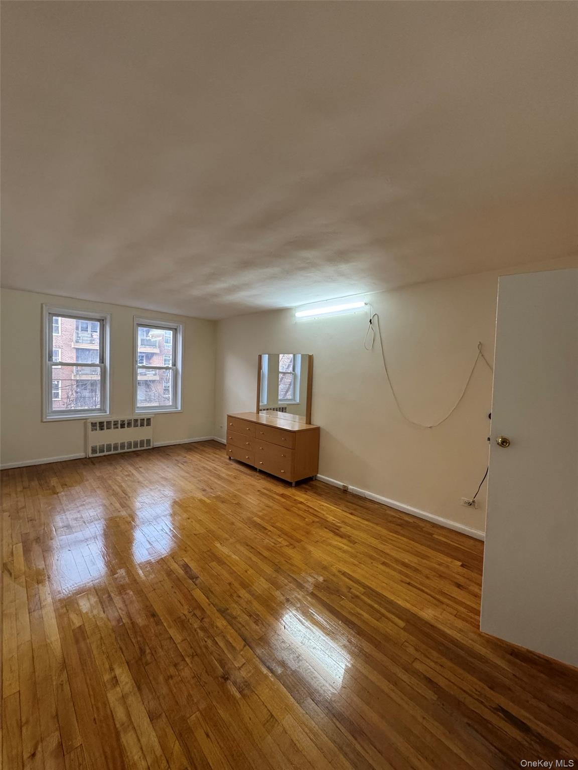 142-20 41st Avenue 4-K Flushing Flushing, NY 11355