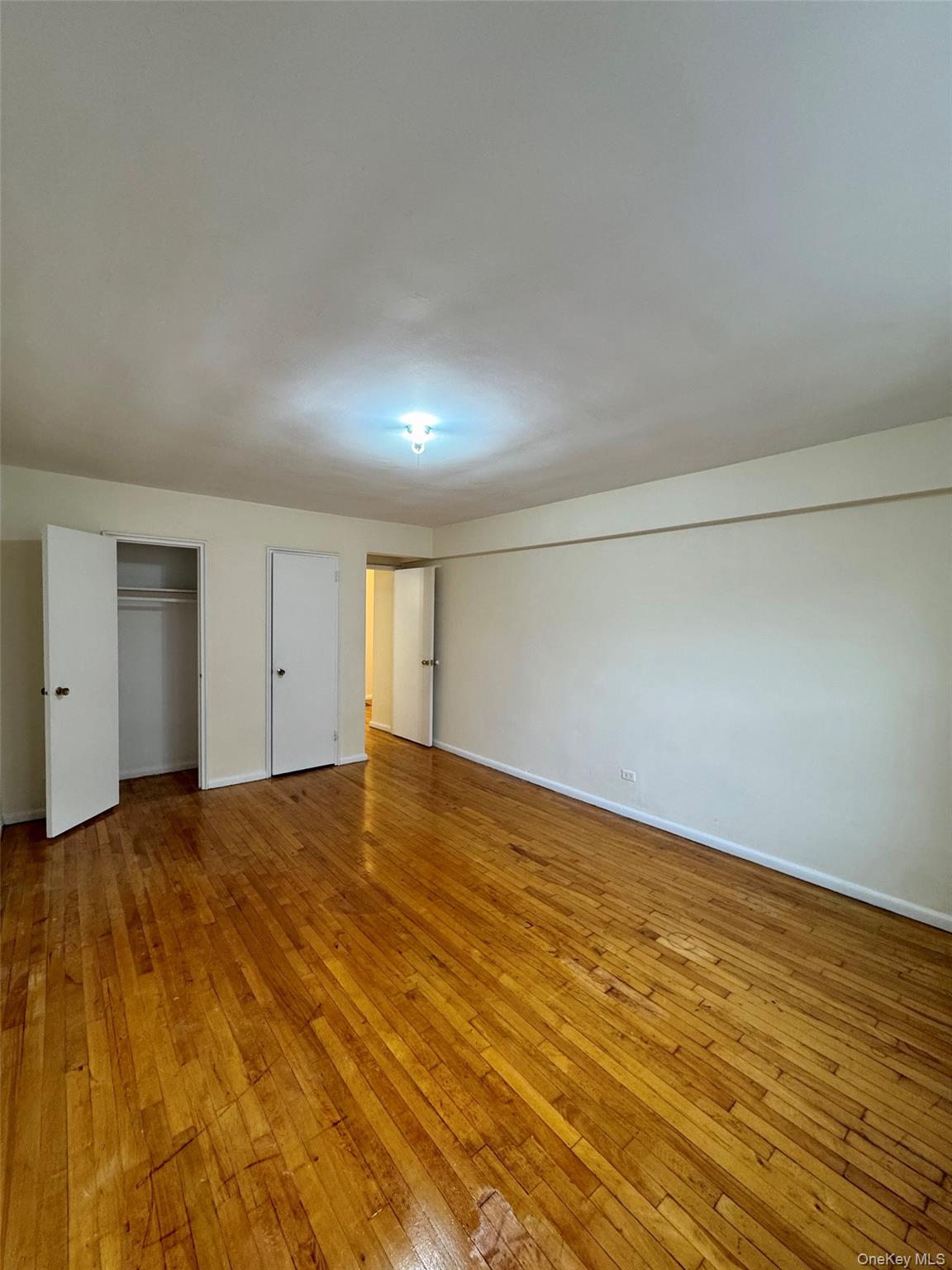 142-20 41st Avenue 4-K Flushing Flushing, NY 11355