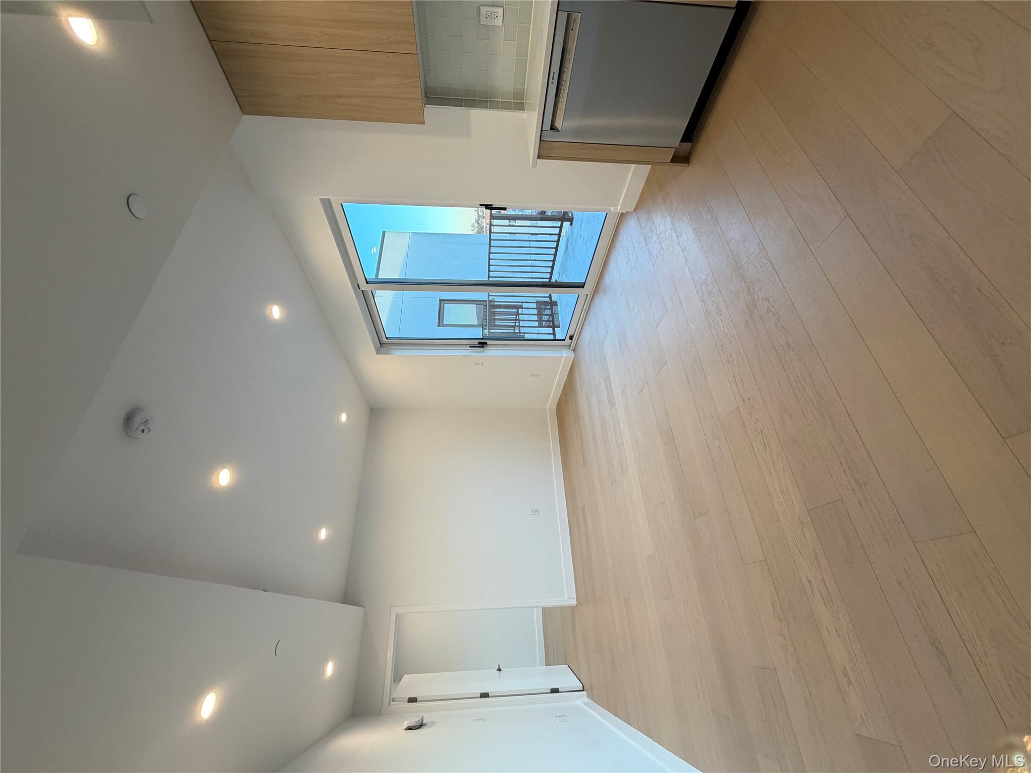 150-02 Northern Boulevard 6-C Flushing Flushing, NY 11354