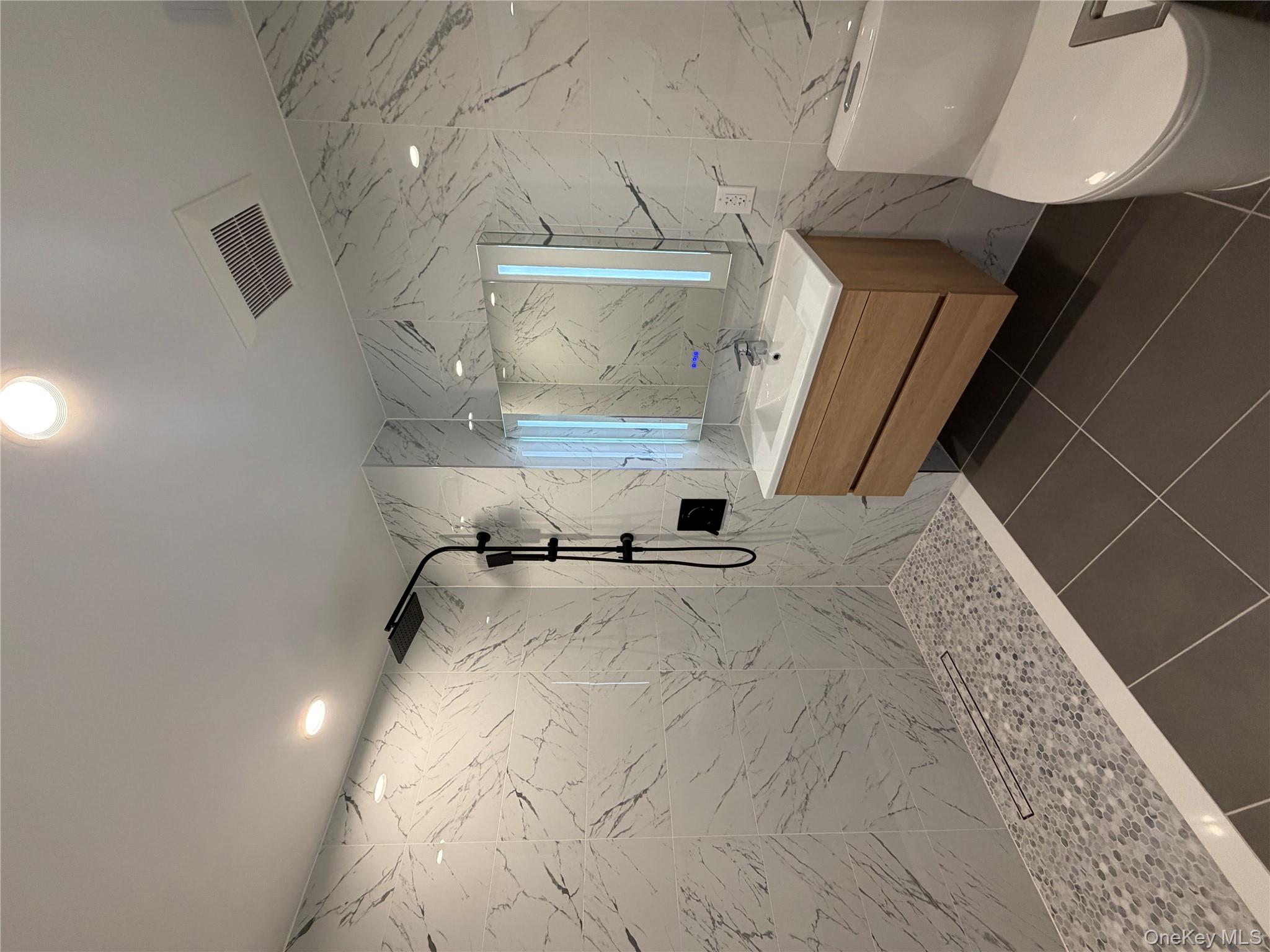 150-02 Northern Boulevard 4-A Flushing Flushing, NY 11354