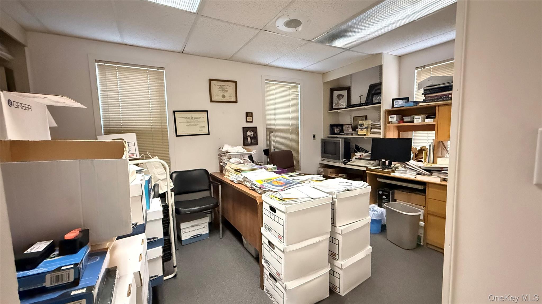 982 Roanoke Avenue Riverhead Riverhead, NY 11901