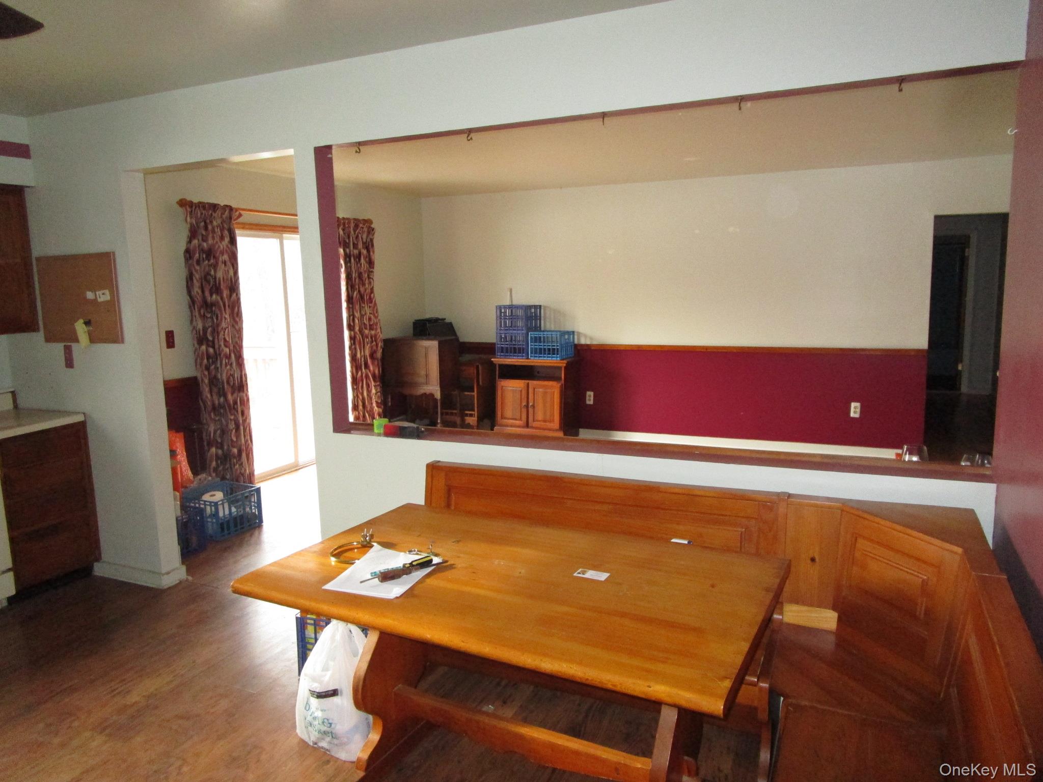 69 County Route 93 Out of NYC New Hampton, NY 10958