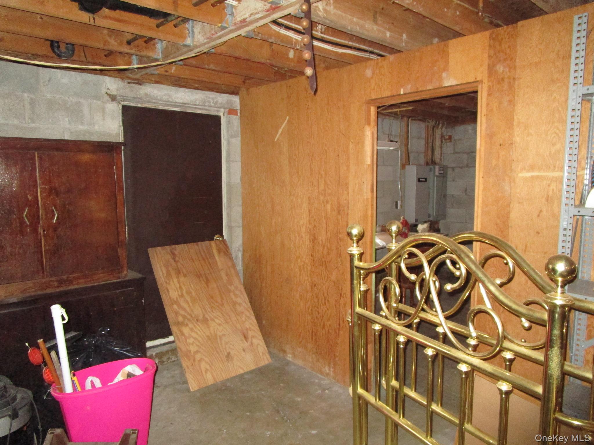 69 County Route 93 Out of NYC New Hampton, NY 10958