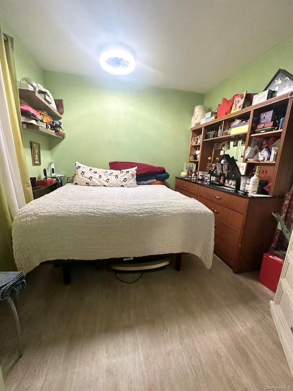 5622 Van Cleef Street Corona Corona, NY 11368