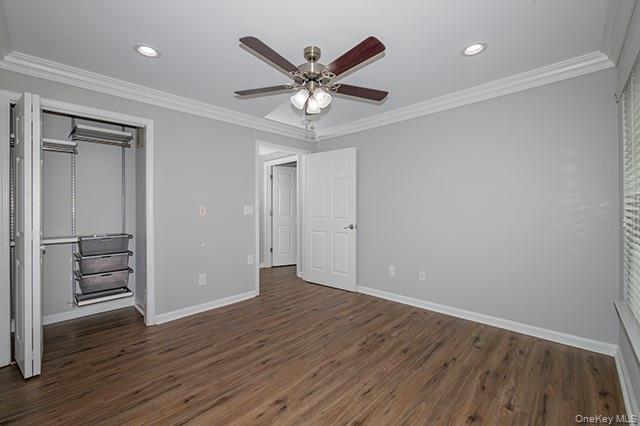 2001 Dolphin Lane 2001 Holbrook Holbrook, NY 11741