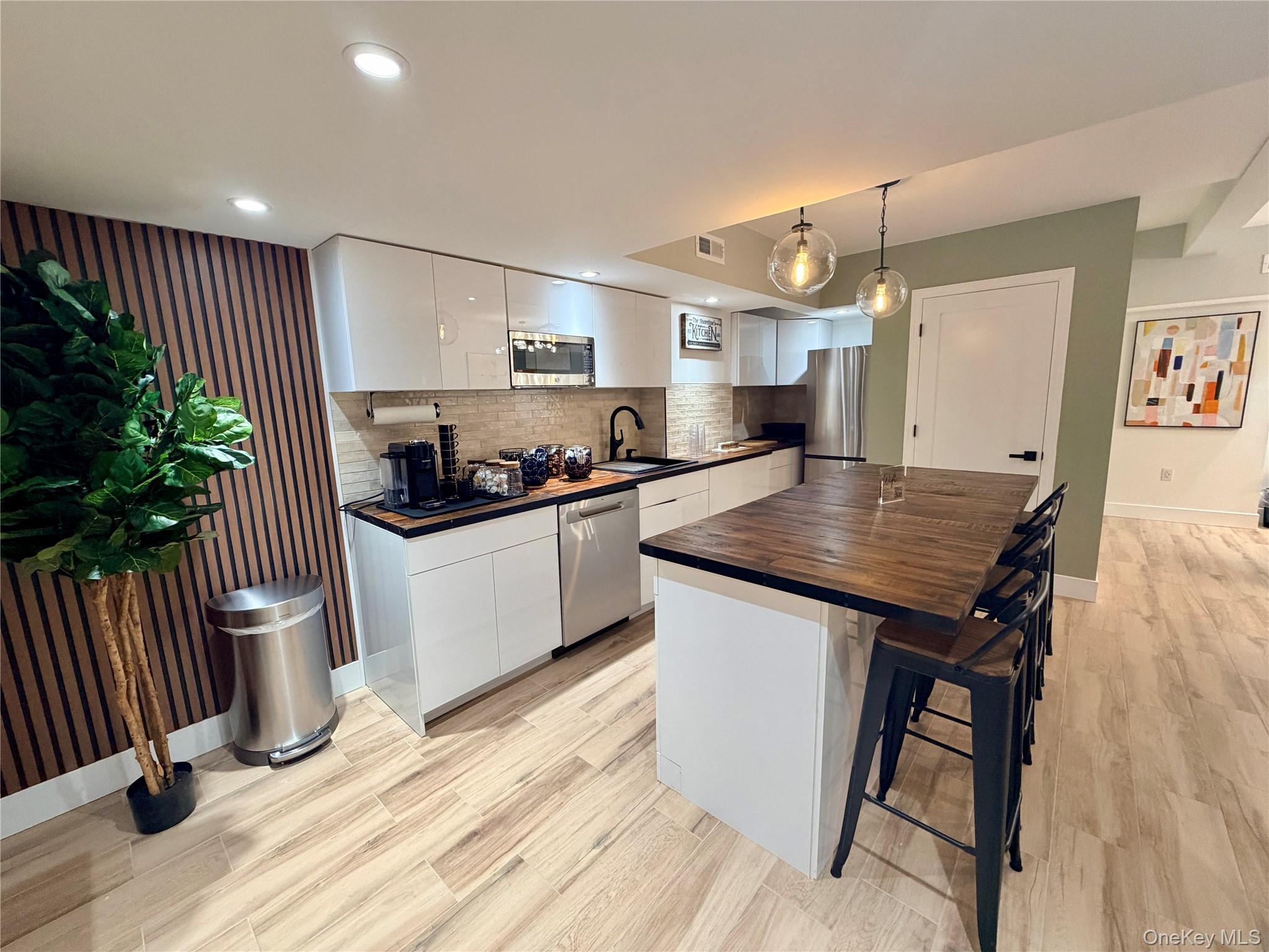 210 Pelham Road 5-M New Rochelle New Rochelle, NY 10805