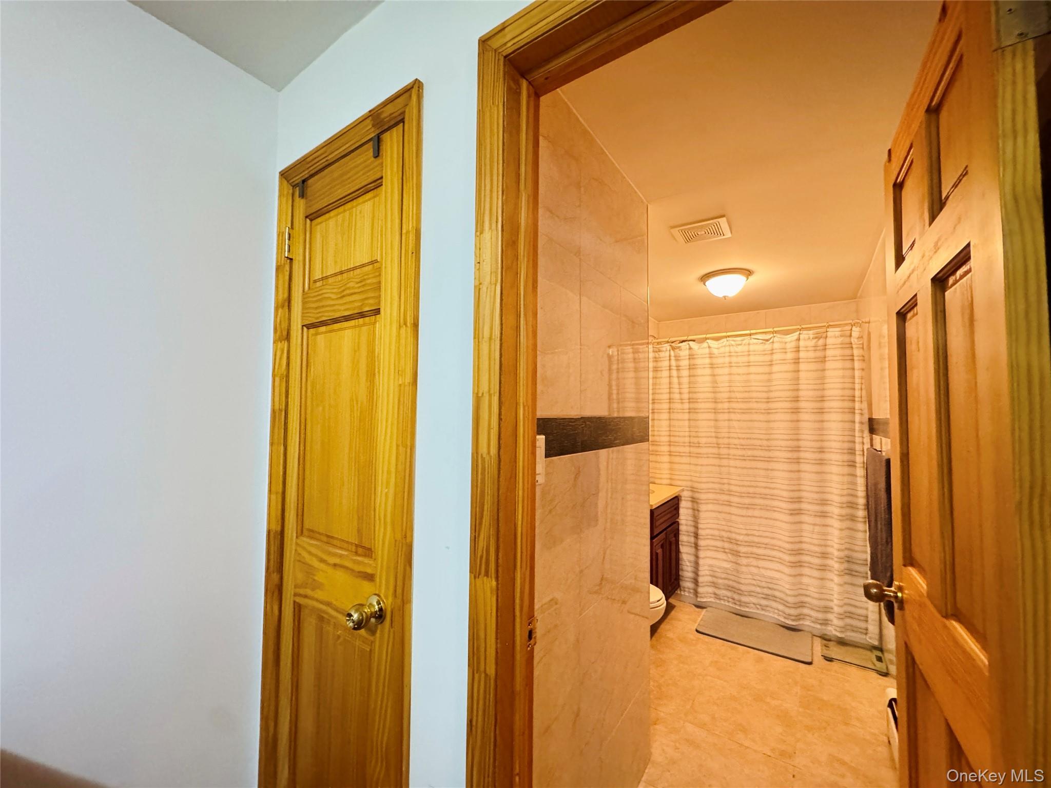 3749 81st Street 3-A Jackson Heights Jackson Heights, NY 11372