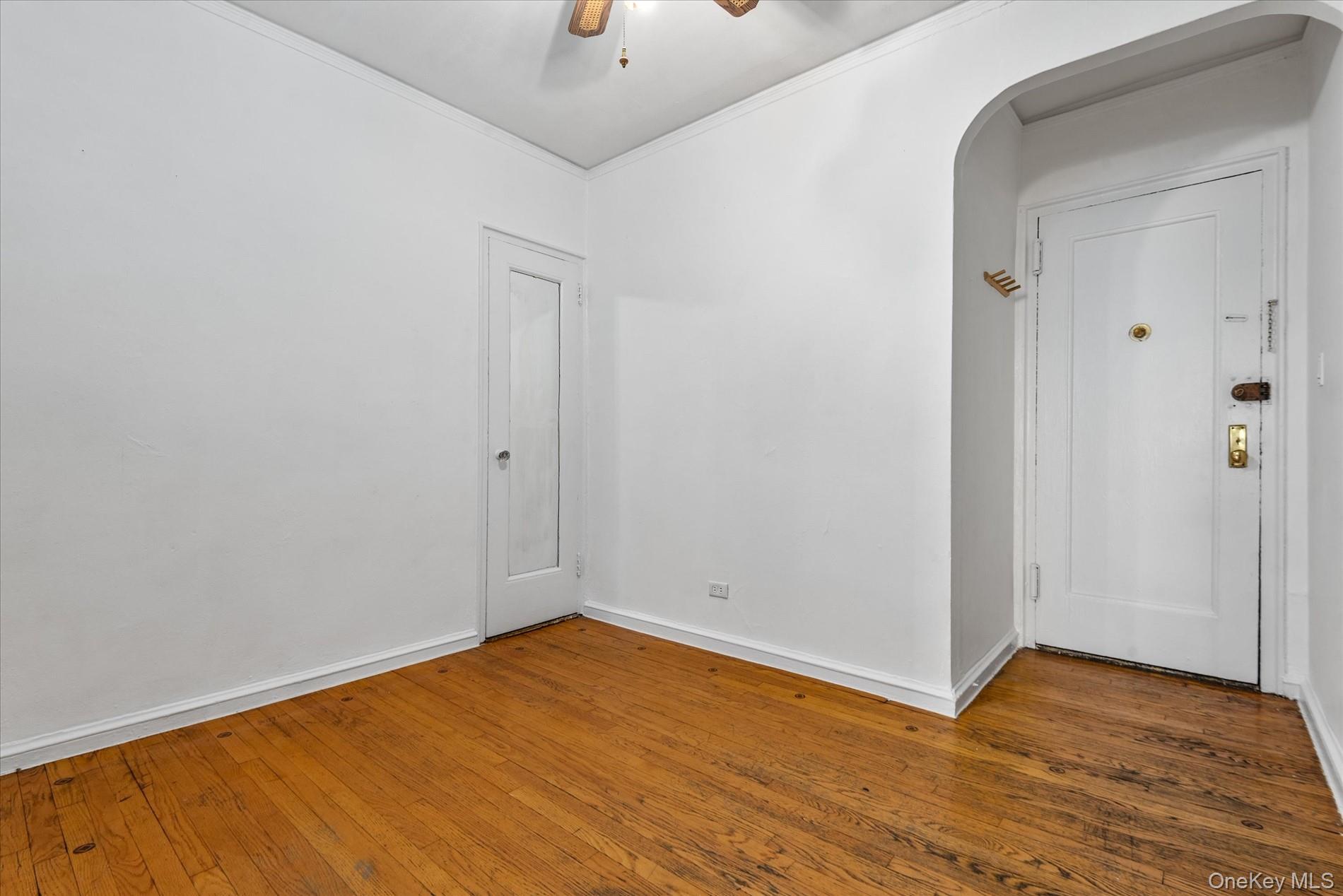 251 Seaman Avenue 2-H New York , NY 10034