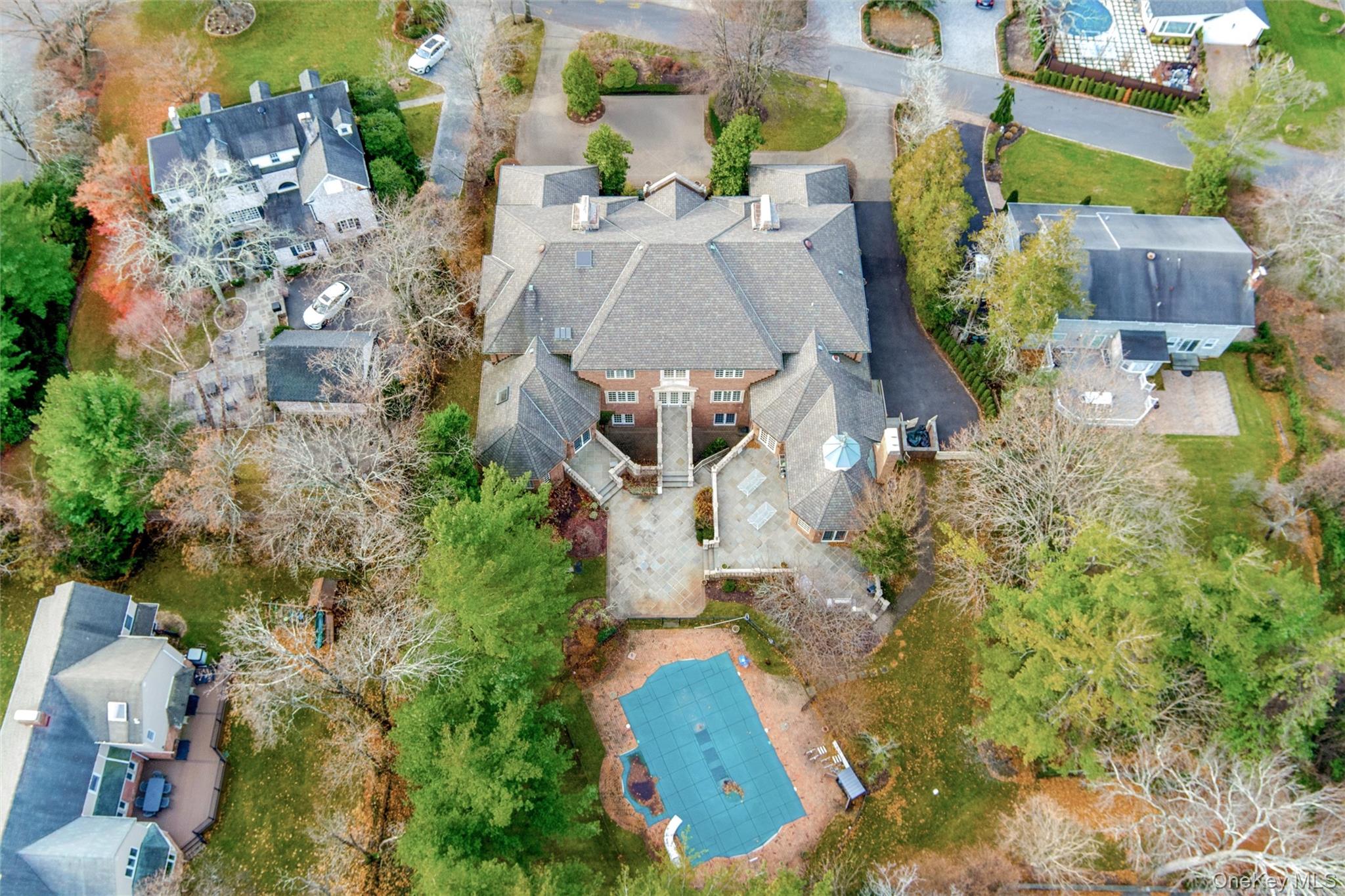 22 Willow Road Woodsburgh Woodsburgh, NY 11598