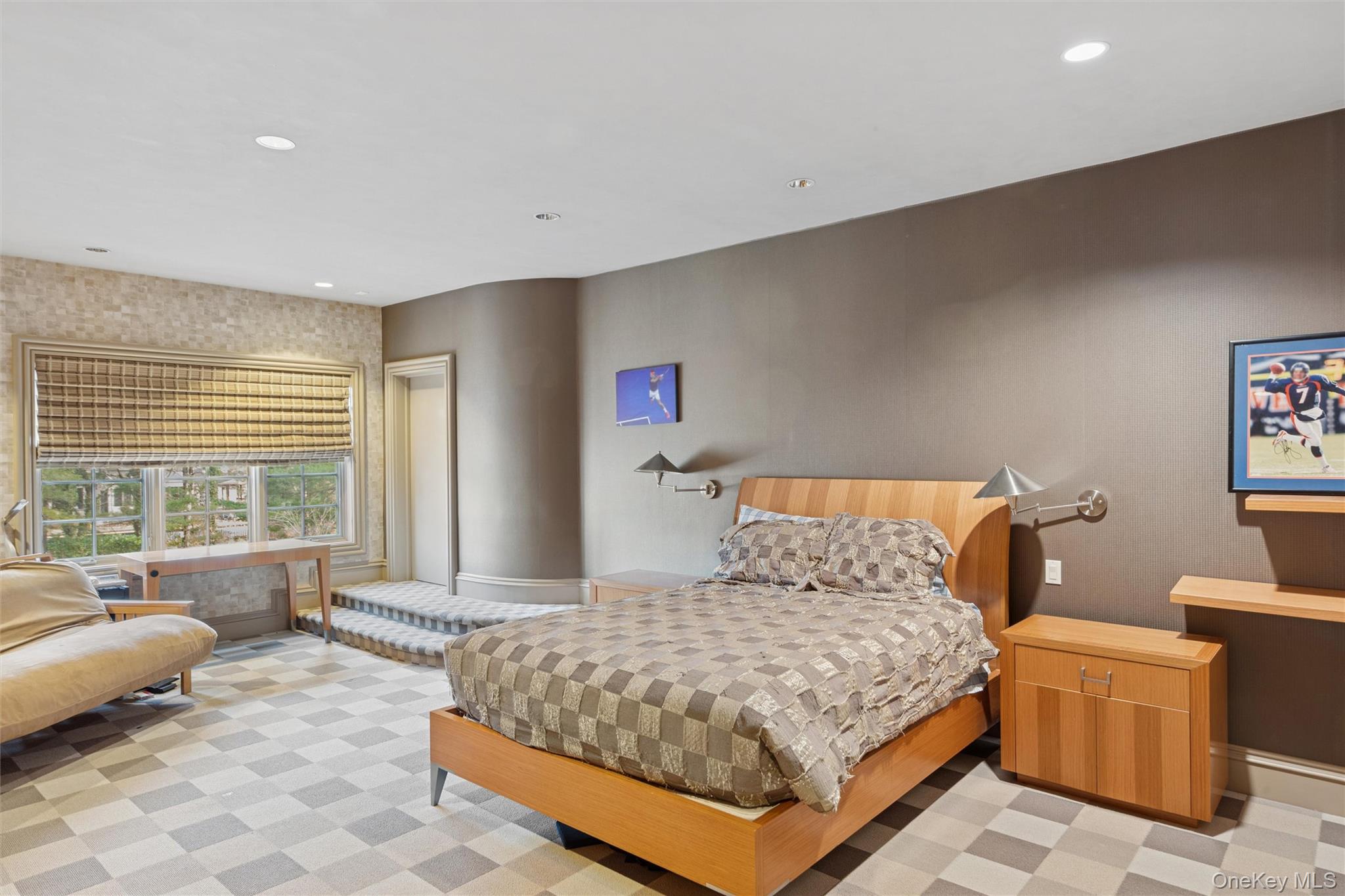 22 Willow Road Woodsburgh Woodsburgh, NY 11598