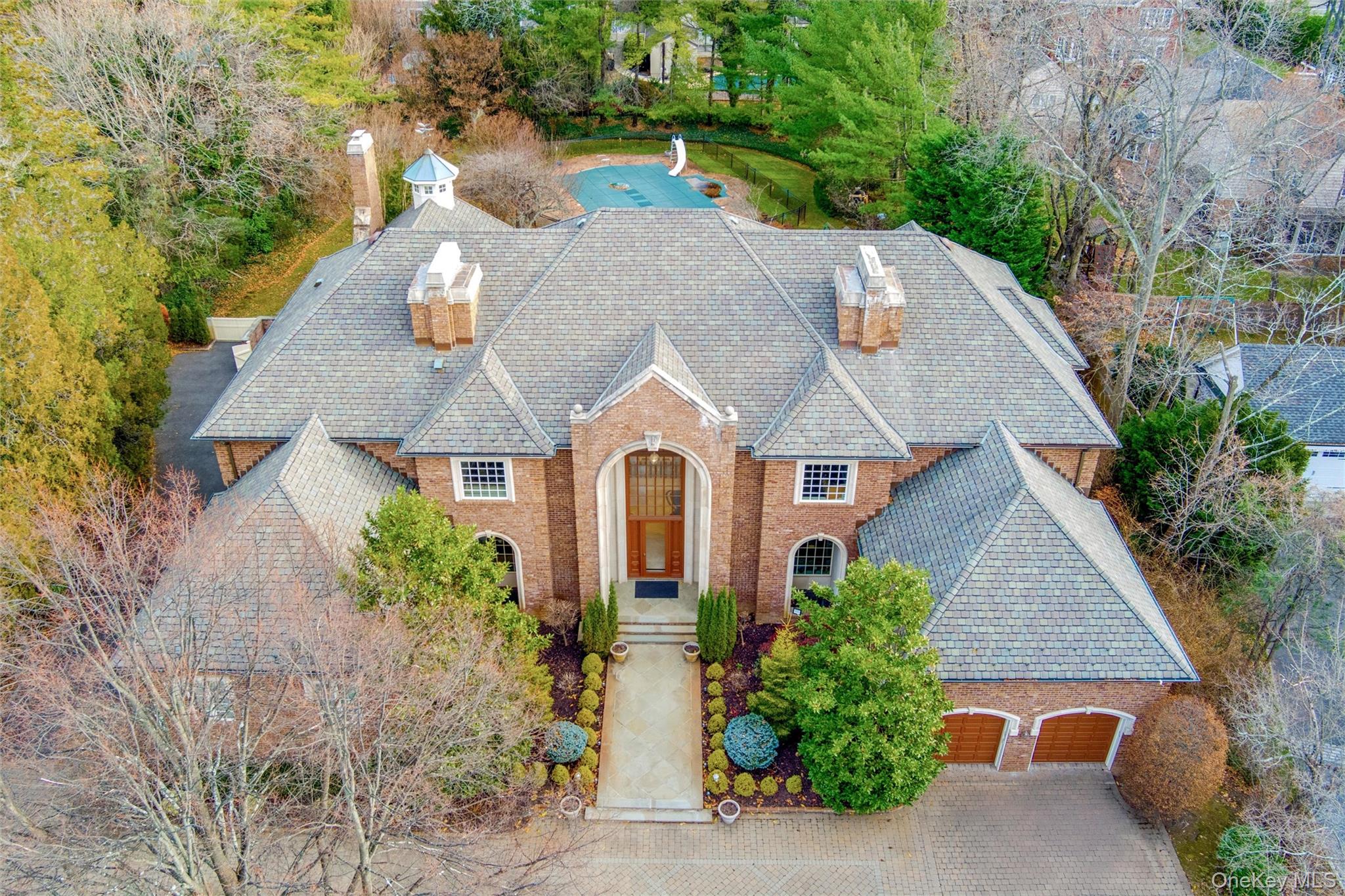 22 Willow Road Woodsburgh Woodsburgh, NY 11598