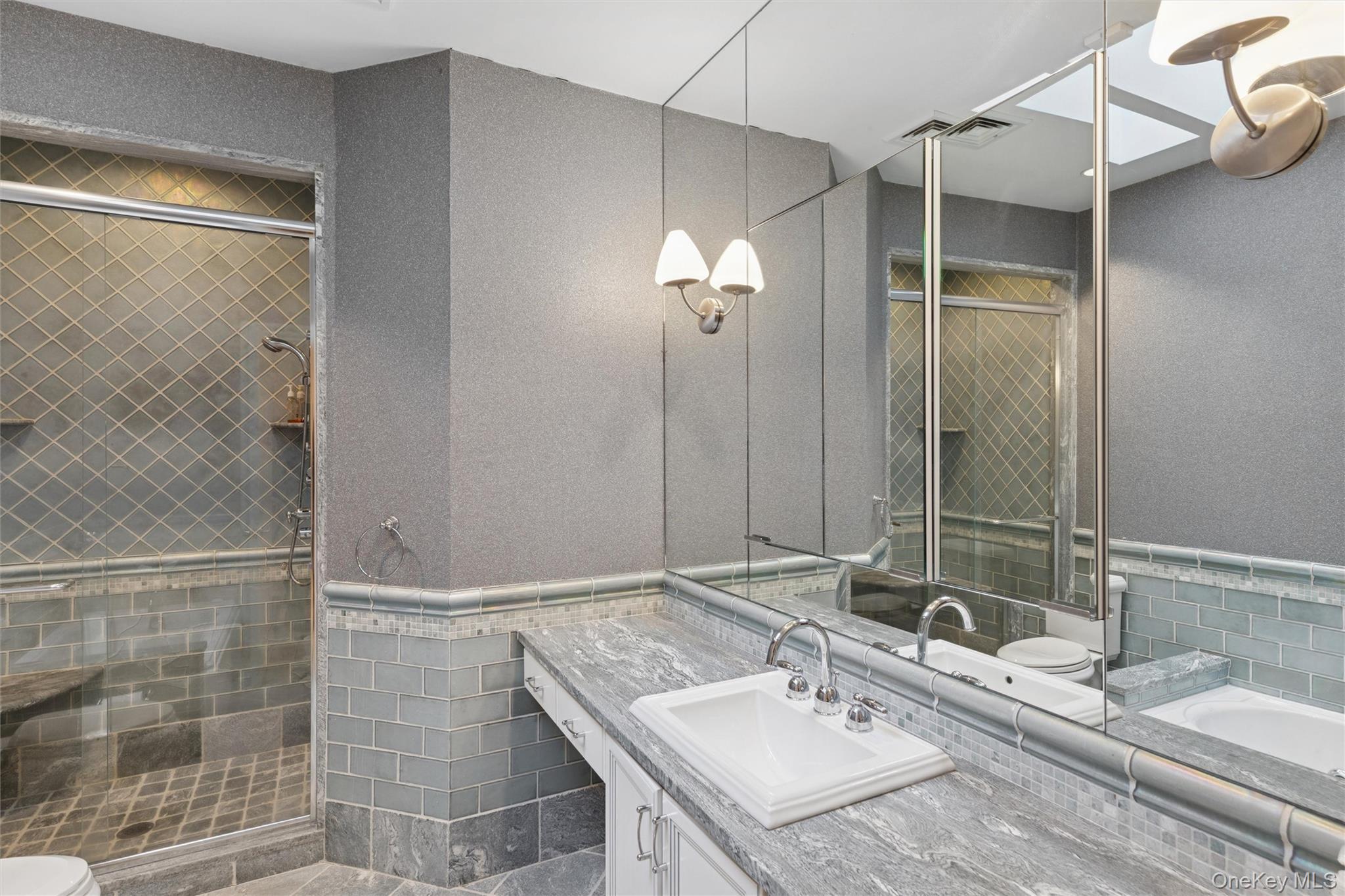 22 Willow Road Woodsburgh Woodsburgh, NY 11598