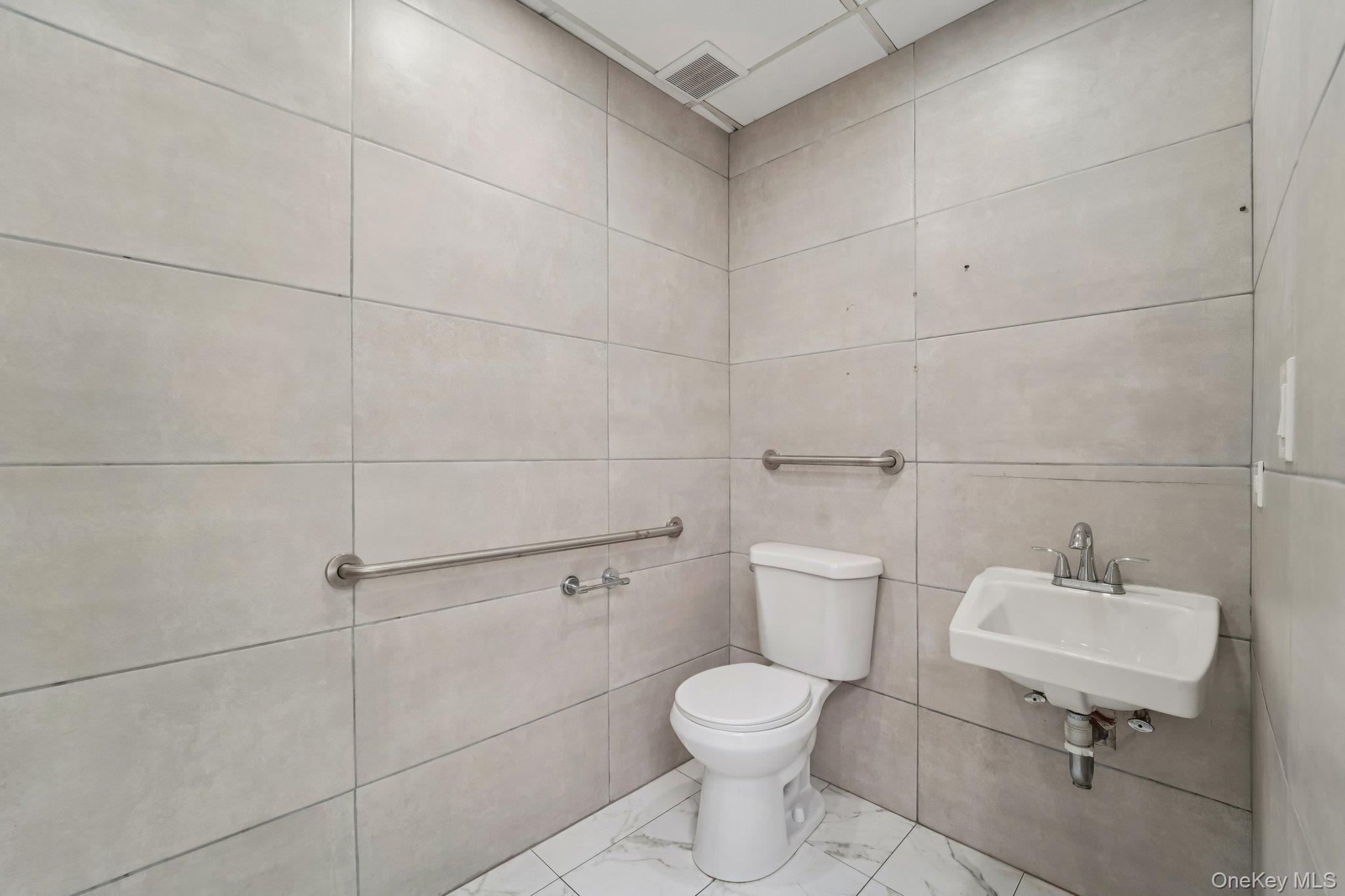 970 N Broadway 307 Yonkers Yonkers, NY 10701