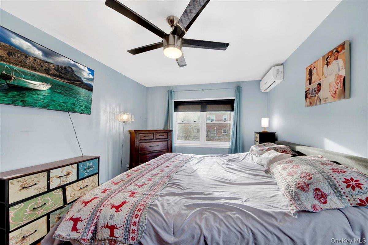 239 Brinsmade Avenue Bronx, NY 10465