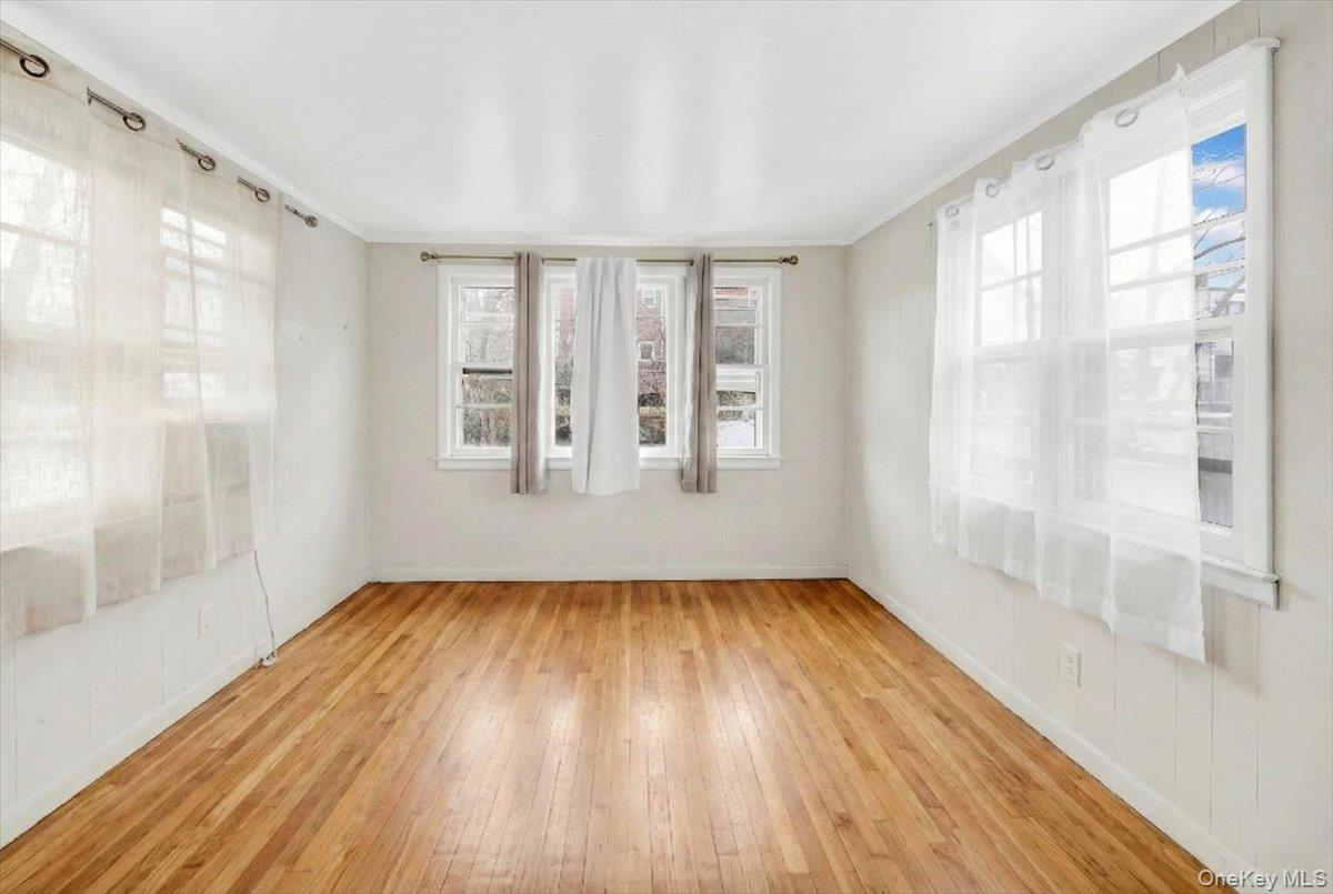 239 Brinsmade Avenue Bronx, NY 10465